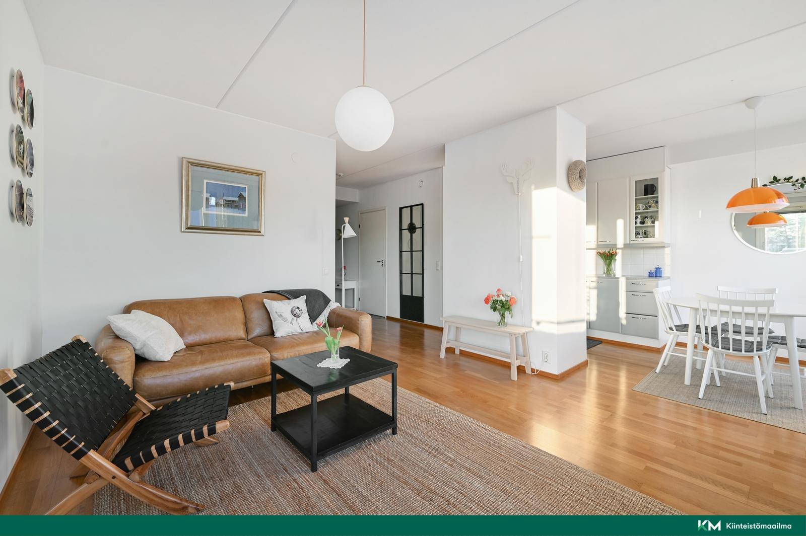 Yhteiskouluntie 6, Keskusta, Järvenpää