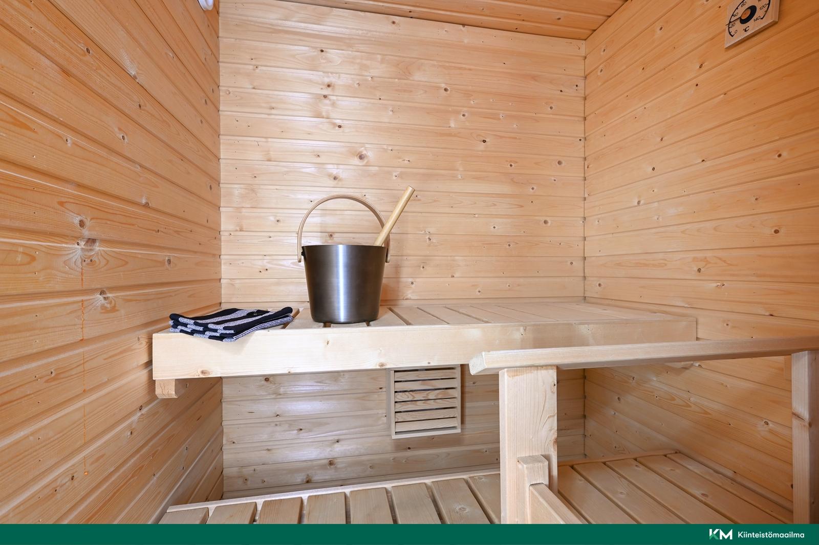 Yhteiskouluntie 6, Keskusta, Järvenpää