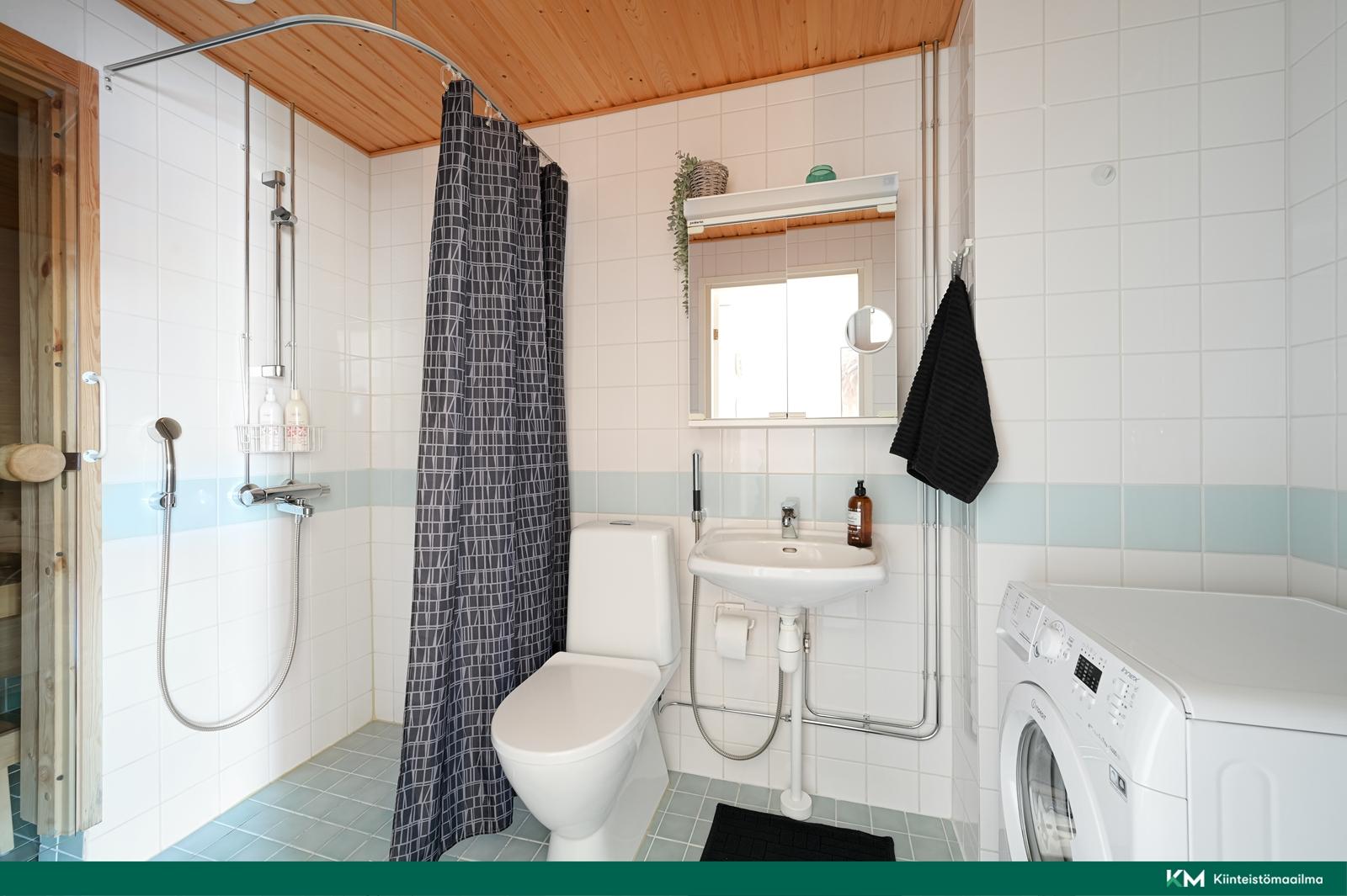 Yhteiskouluntie 6, Keskusta, Järvenpää