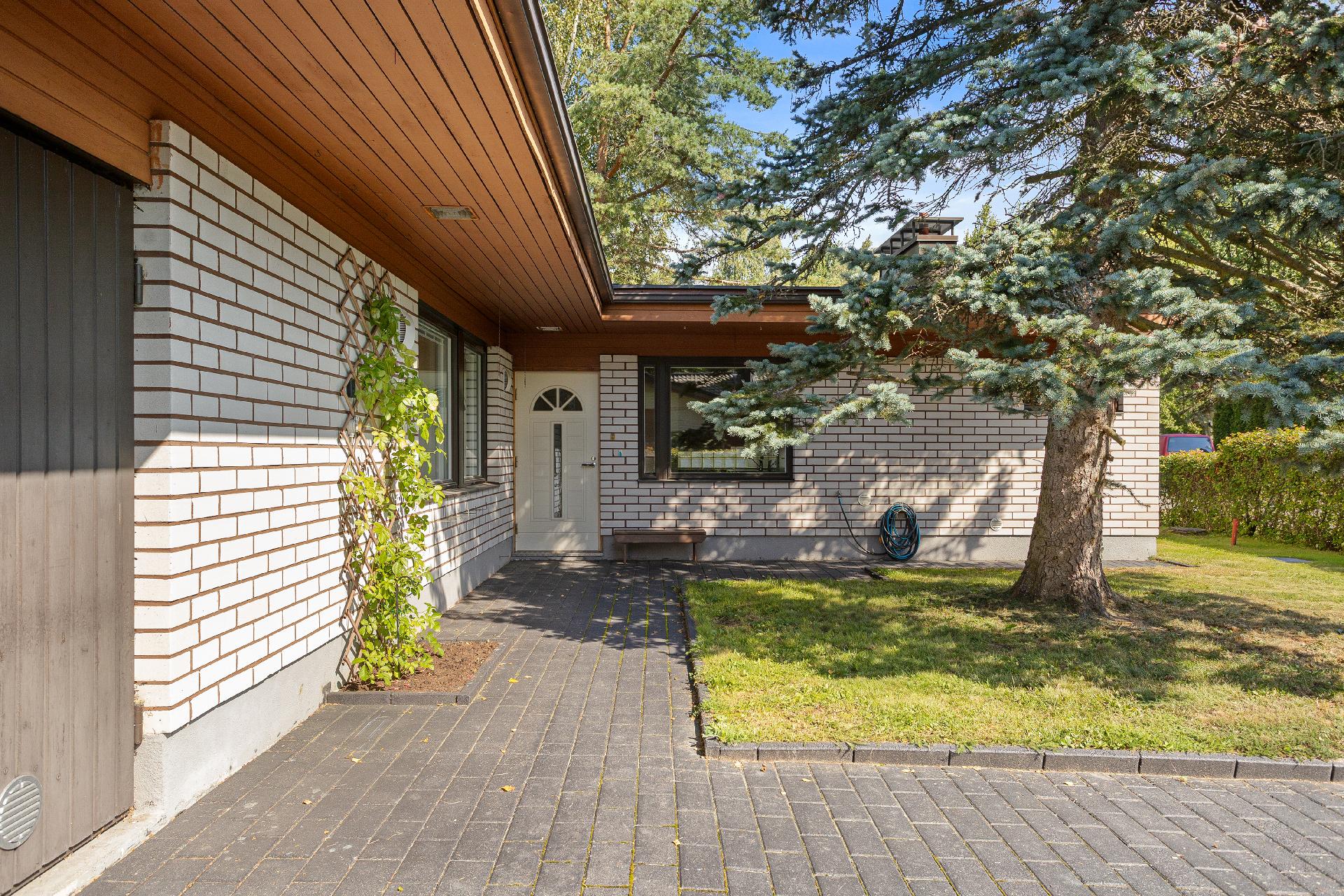 Keskivälintie 8, Kuusankoski, Kouvola