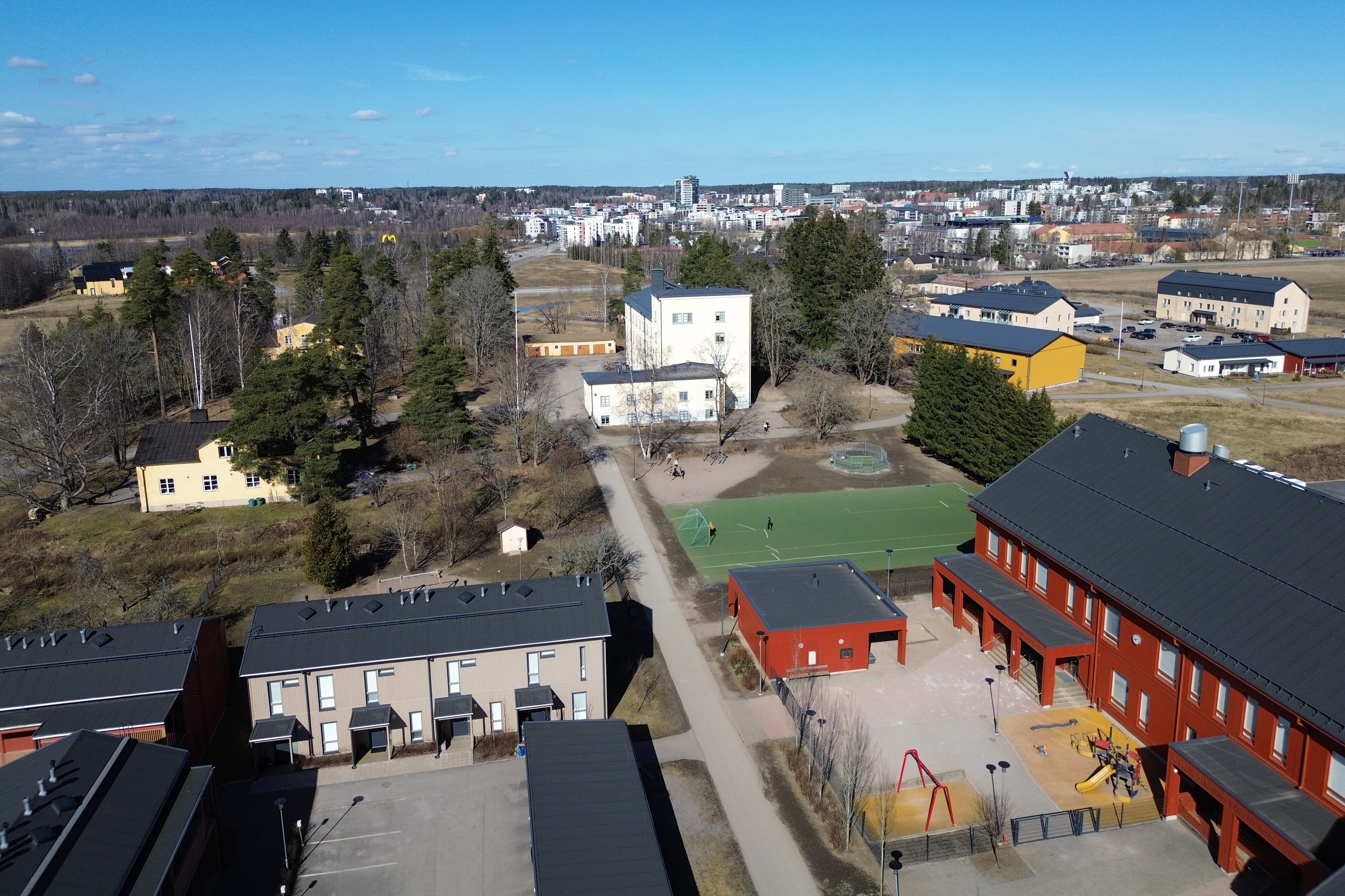 Rehtorinkatu 4, Lepola, Järvenpää