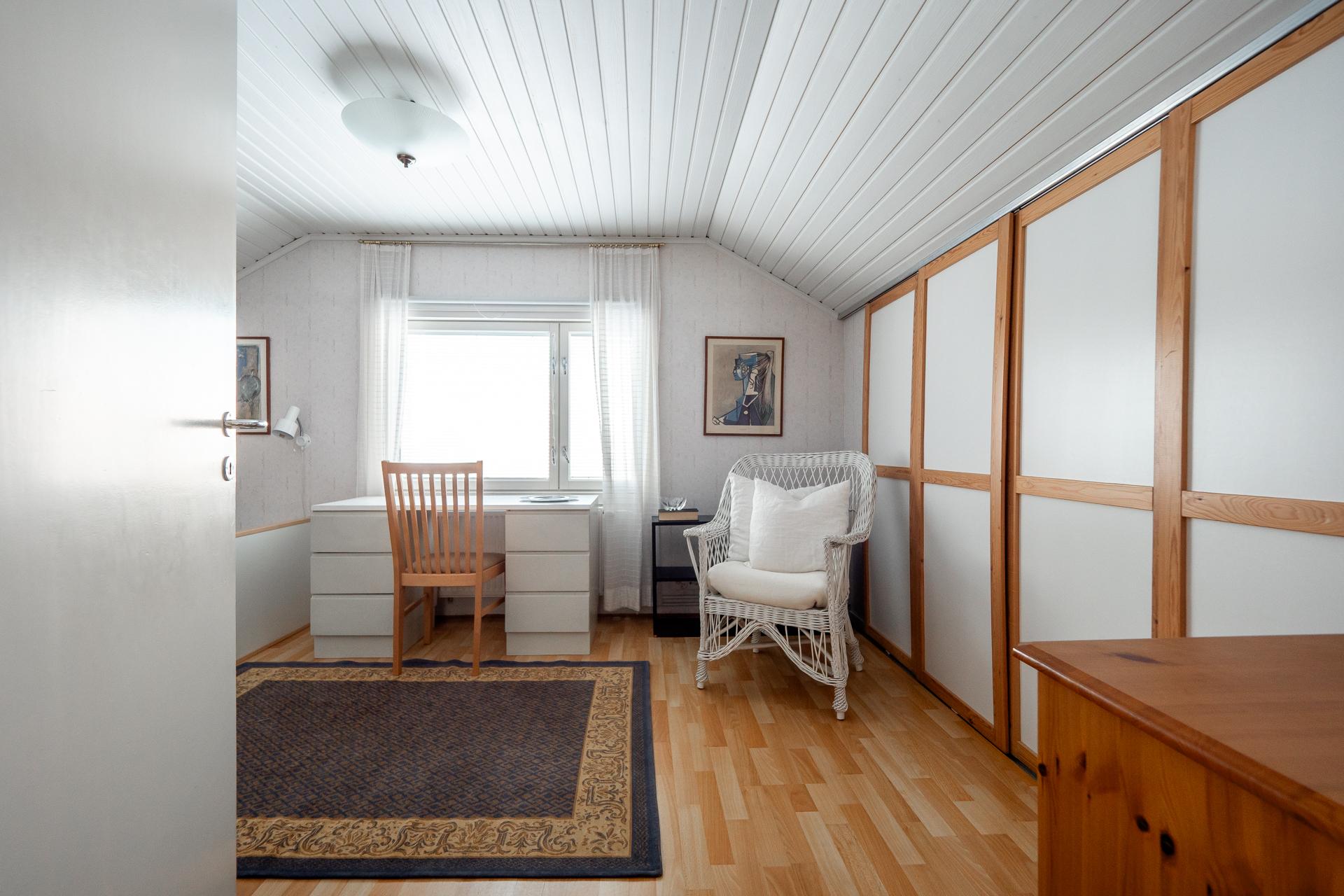 Varikkotie 17, Nokela, Oulu