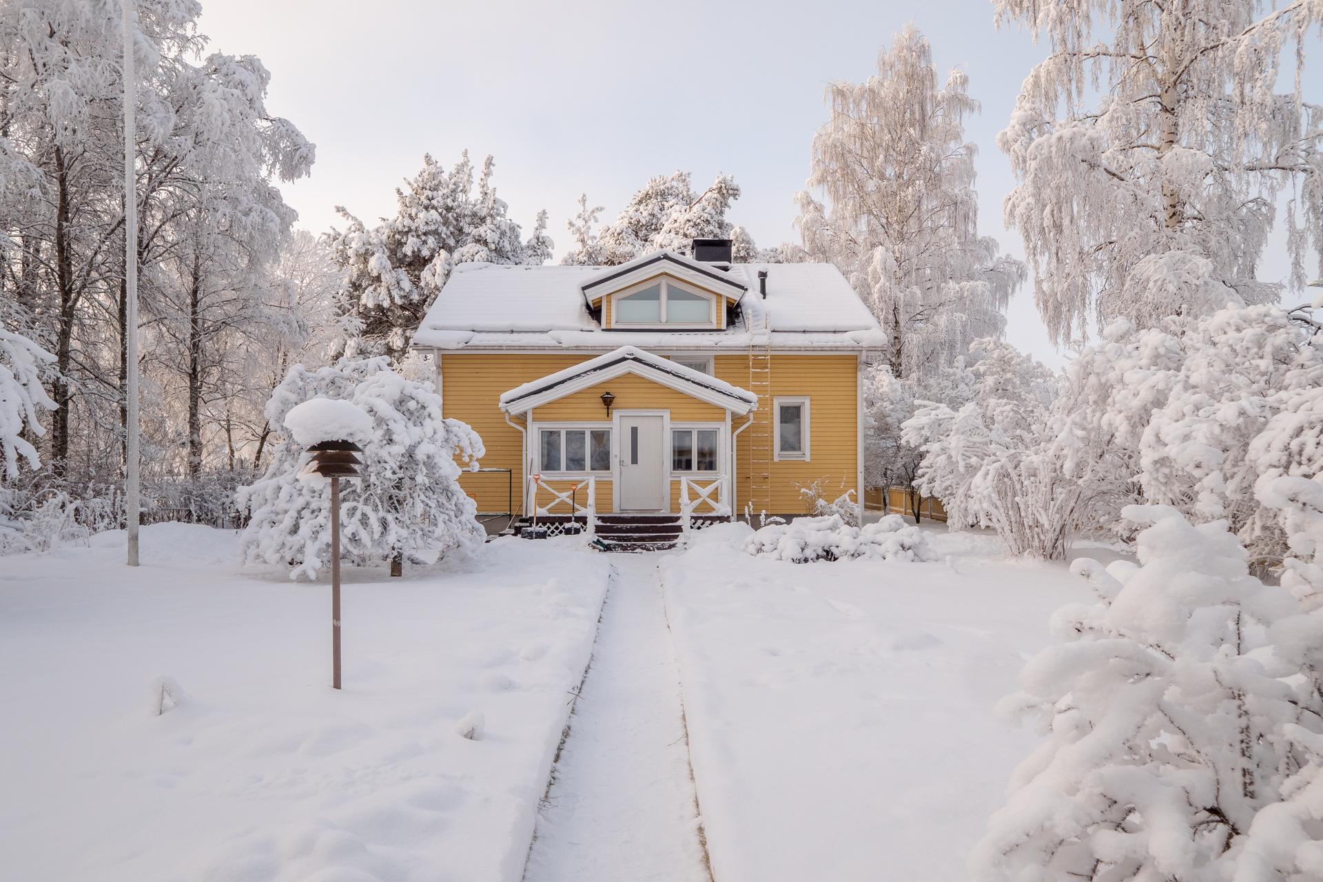 Varikkotie 17, Nokela, Oulu