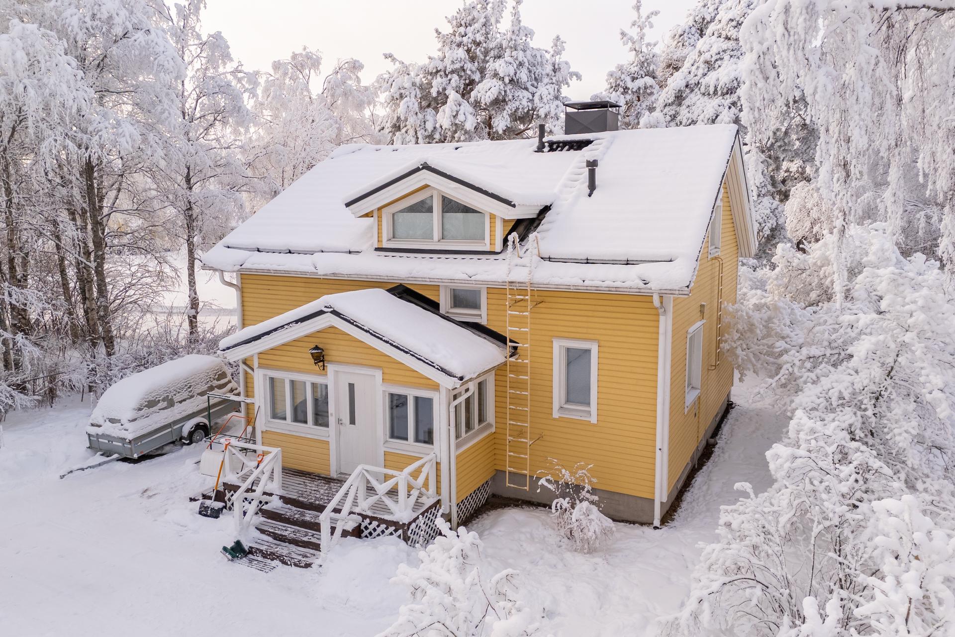 Varikkotie 17, Nokela, Oulu