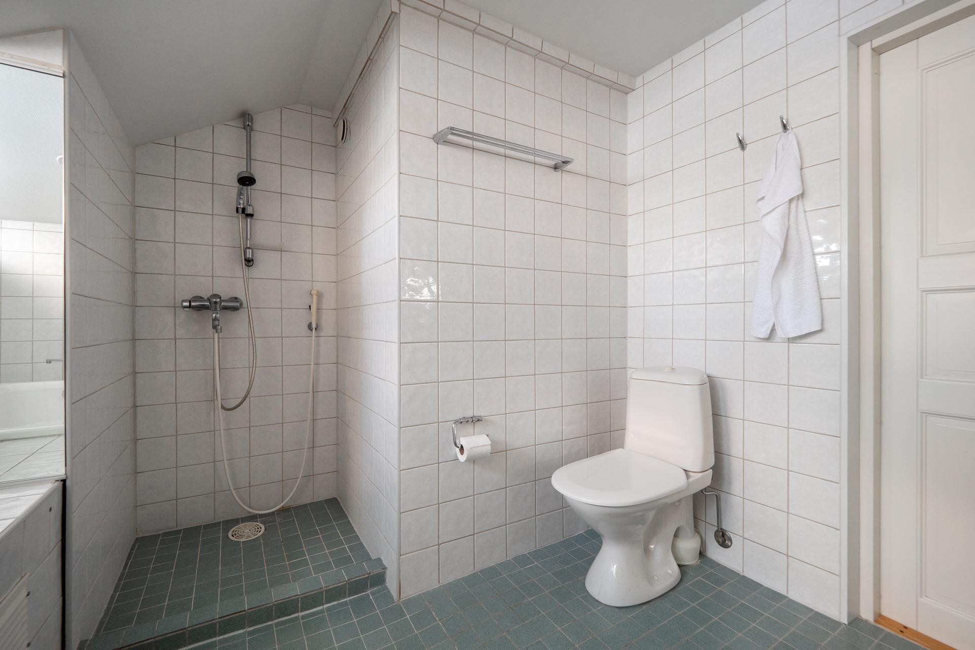 Varikkotie 17, Nokela, Oulu