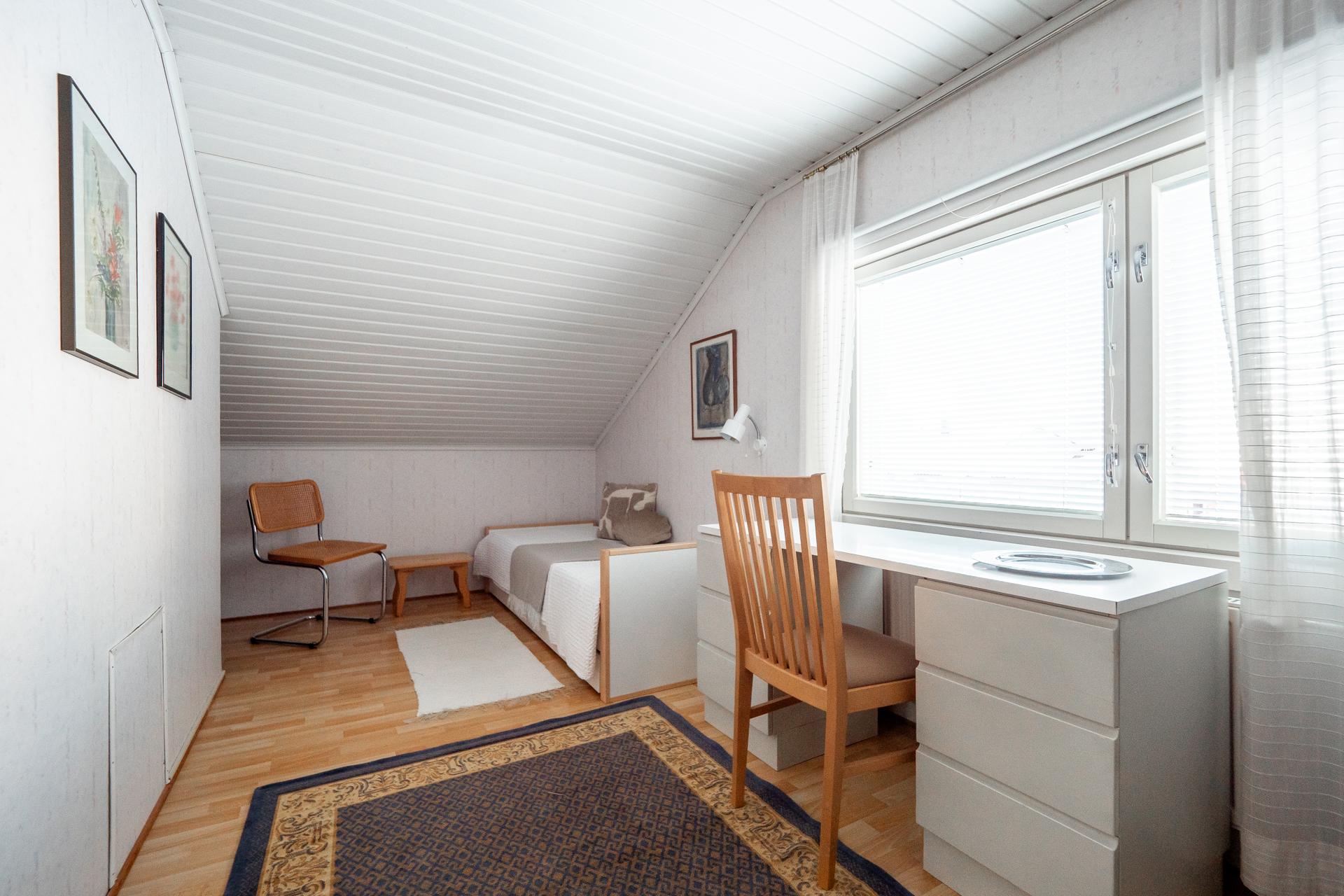 Varikkotie 17, Nokela, Oulu