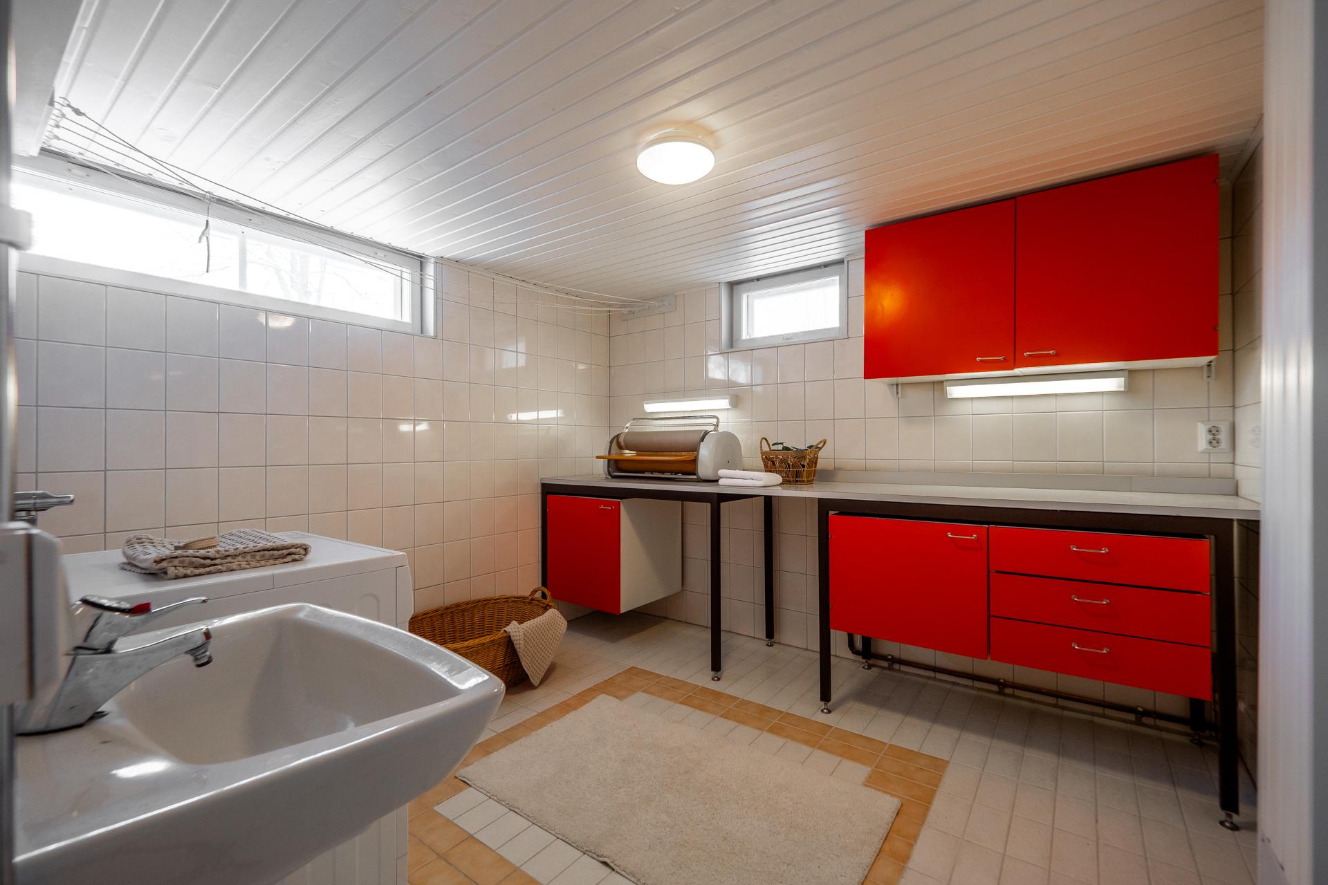 Varikkotie 17, Nokela, Oulu