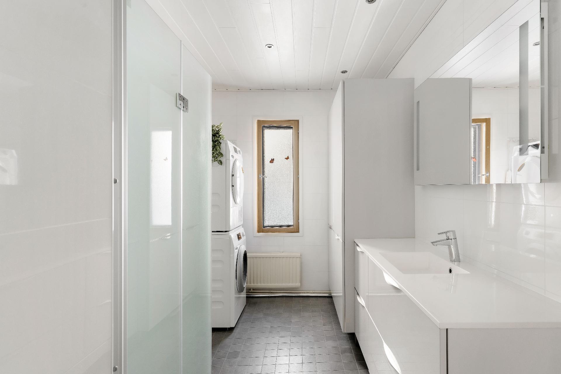 Mätästie 5, Suurmetsä, Helsinki