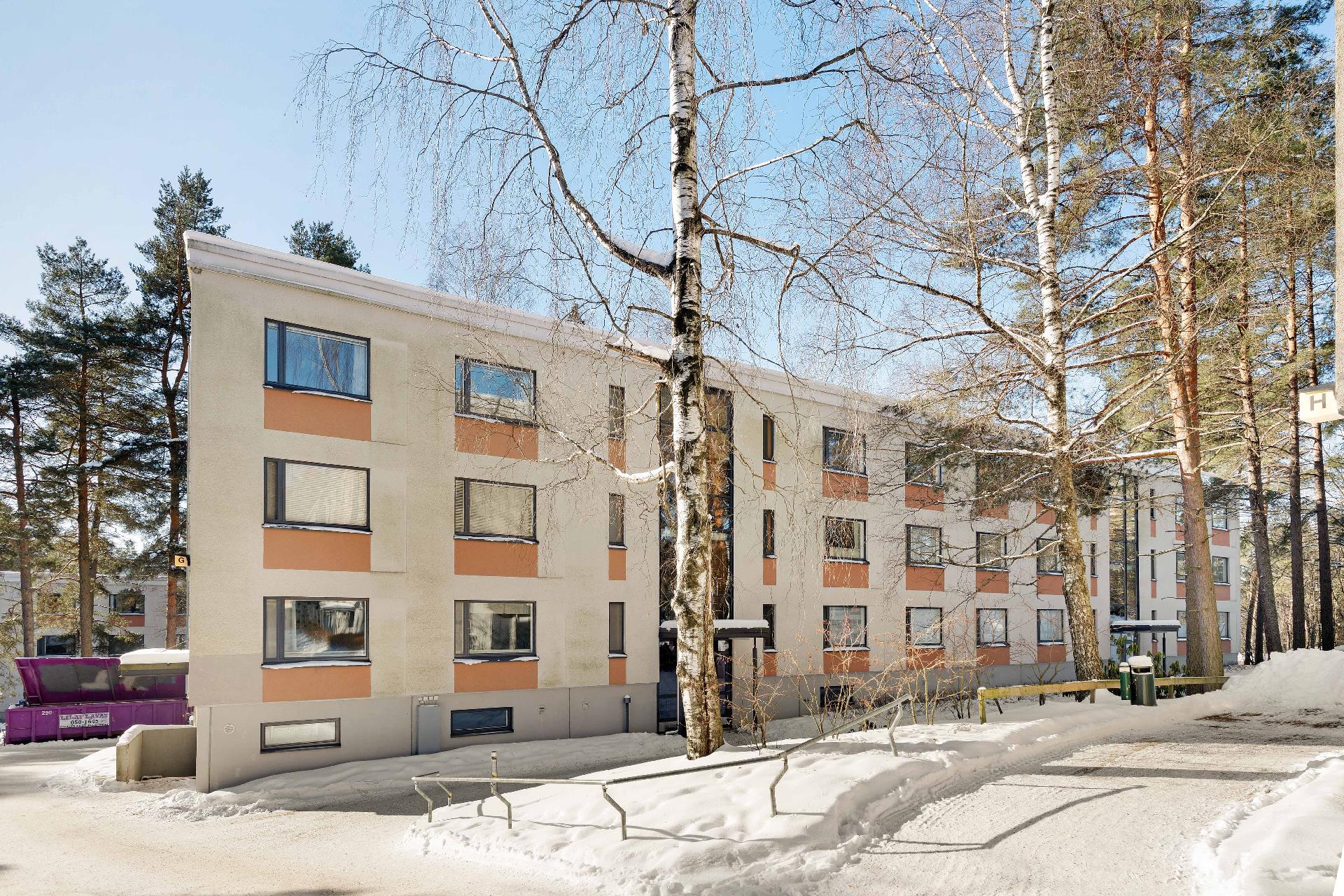 Mätästie 5, Suurmetsä, Helsinki