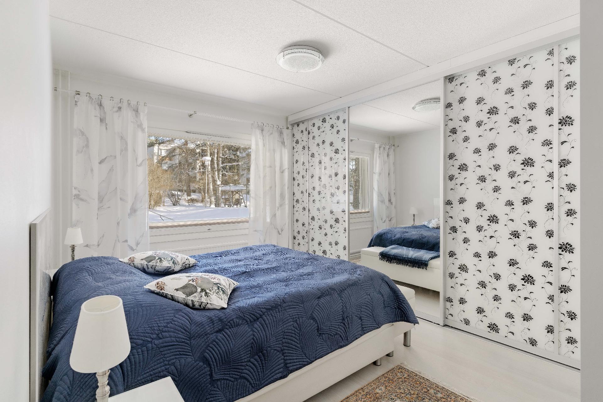 Mätästie 5, Suurmetsä, Helsinki