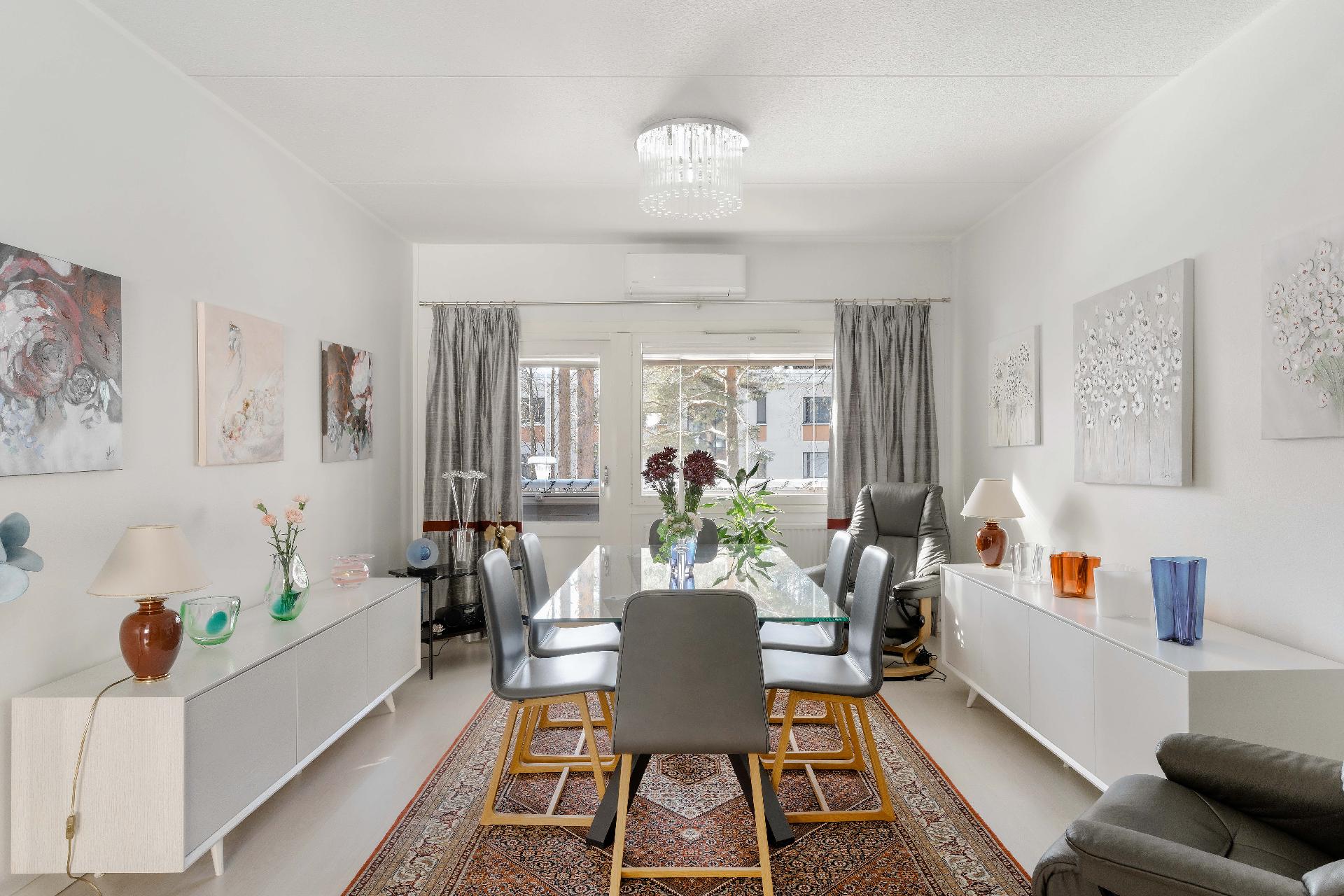 Mätästie 5, Suurmetsä, Helsinki