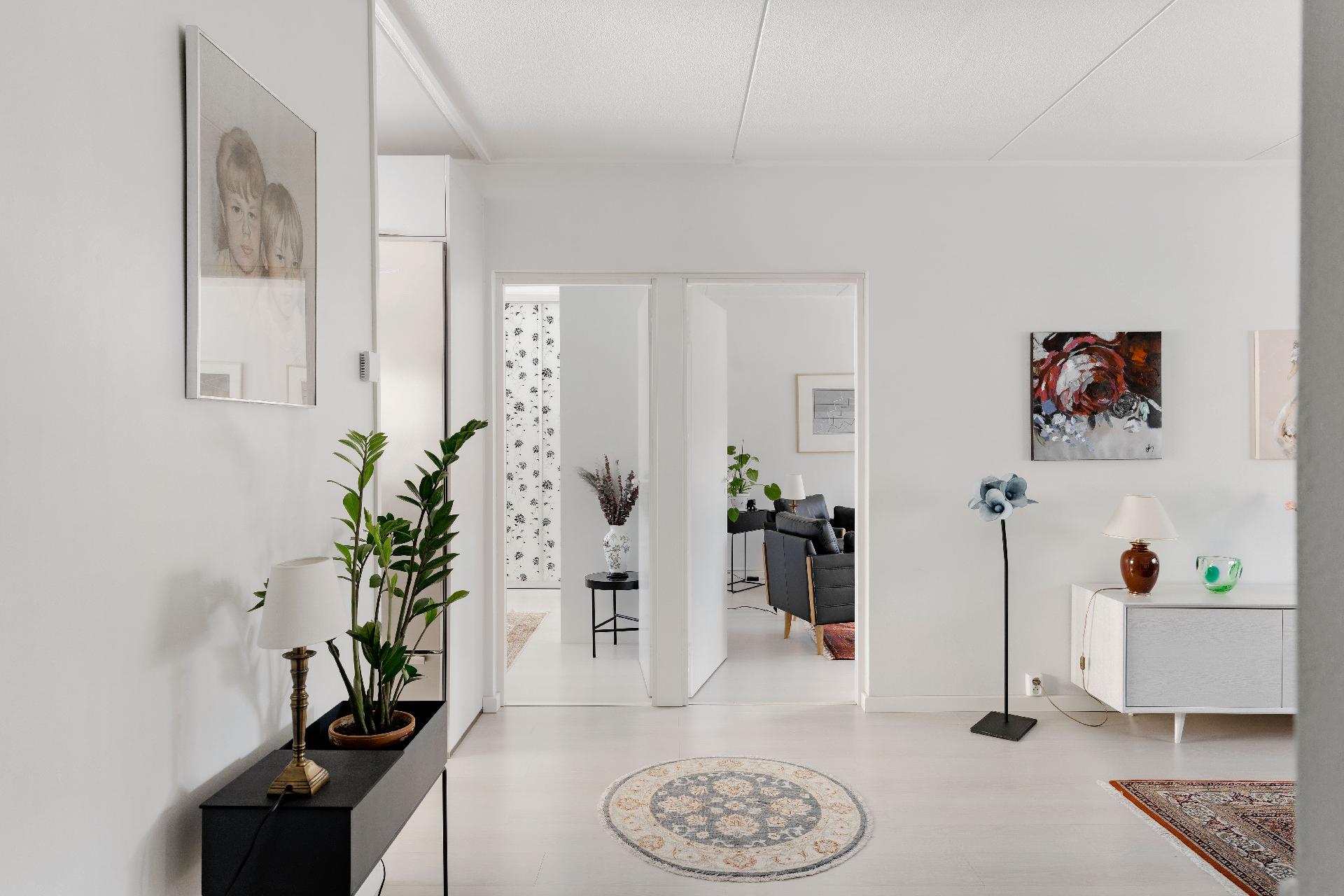 Mätästie 5, Suurmetsä, Helsinki