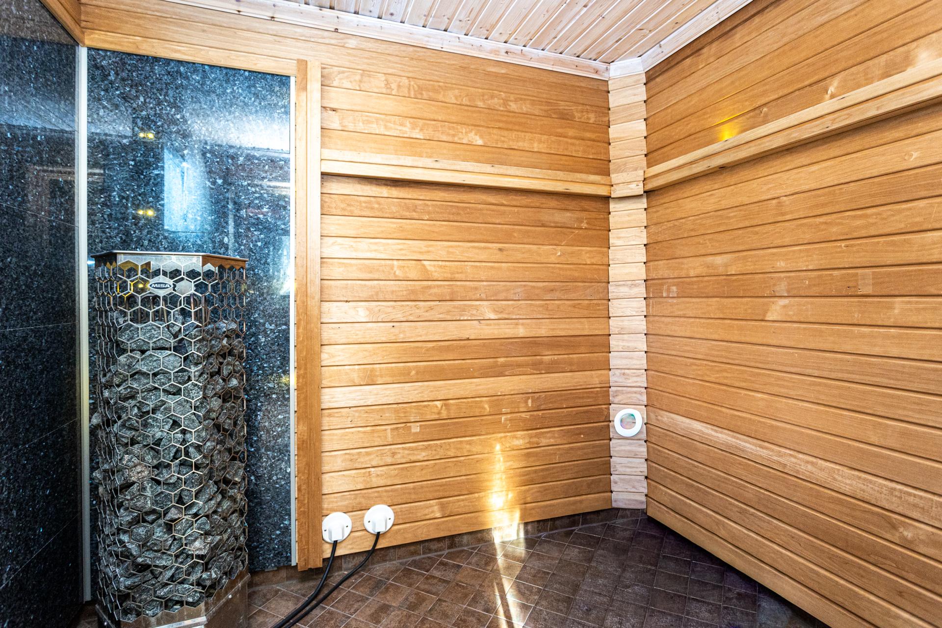 Sisäsauna, ilman lauteita