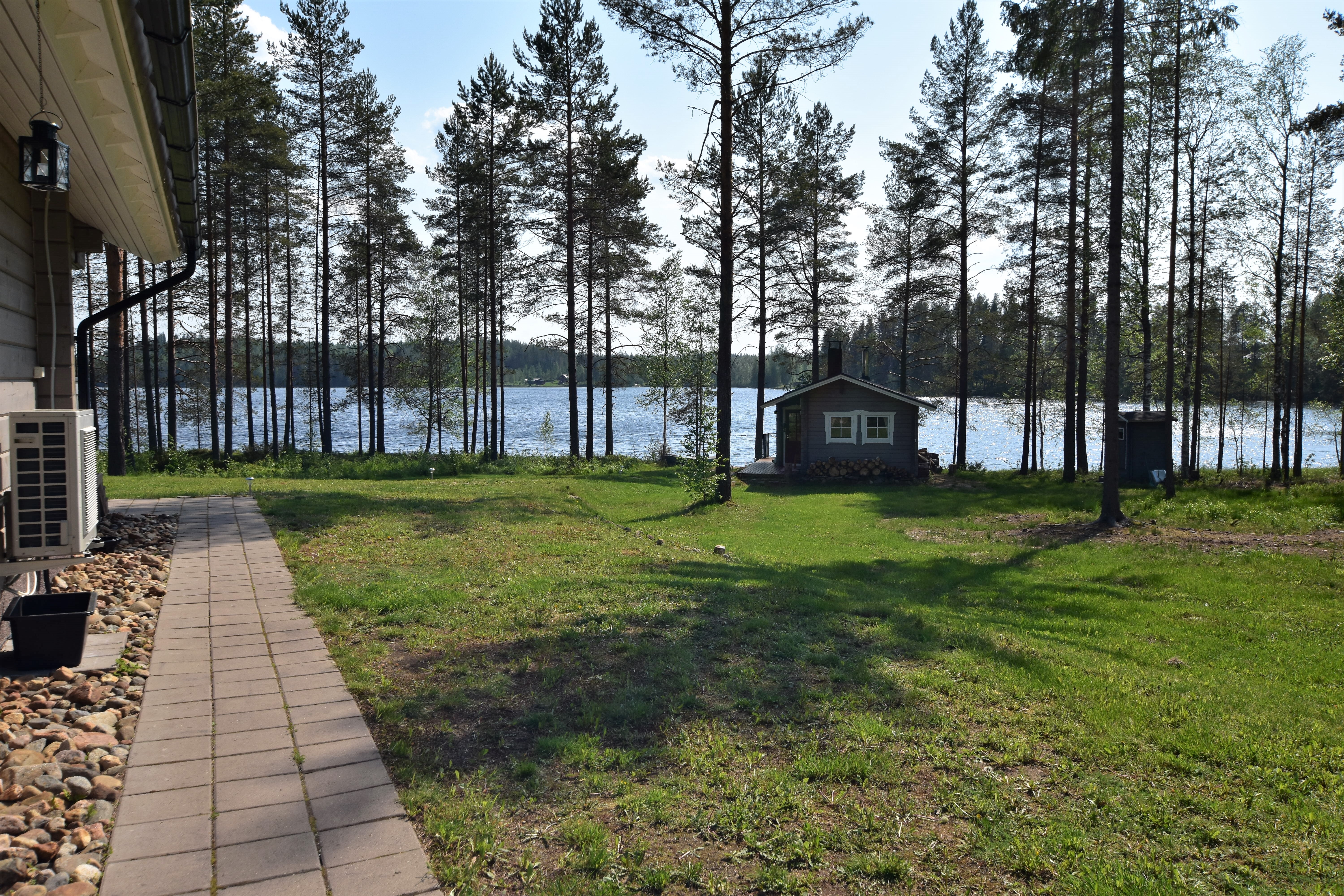 Näkymä järvelle