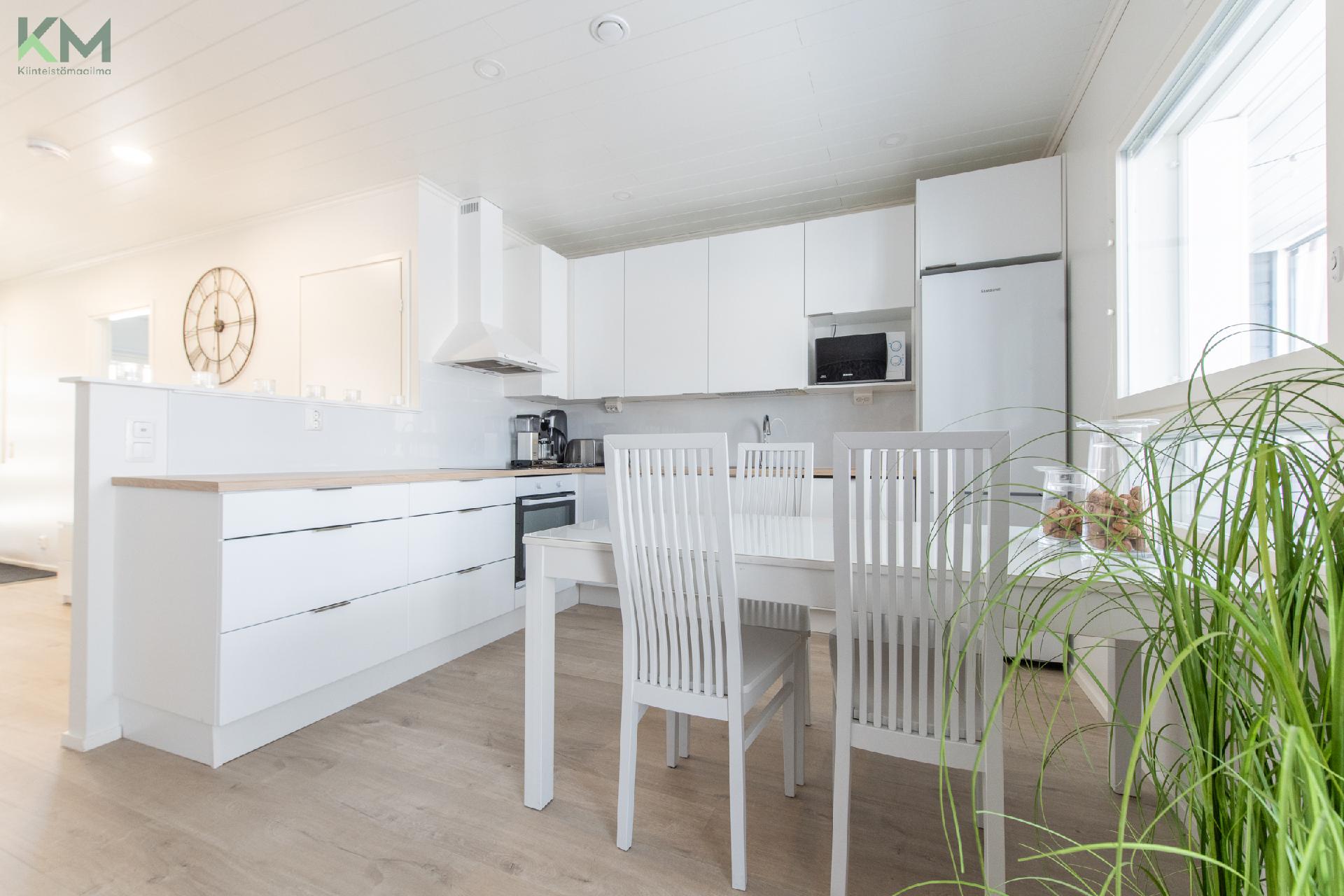 Siirtokalliontie 2, Ahonkylä, Ilmajoki