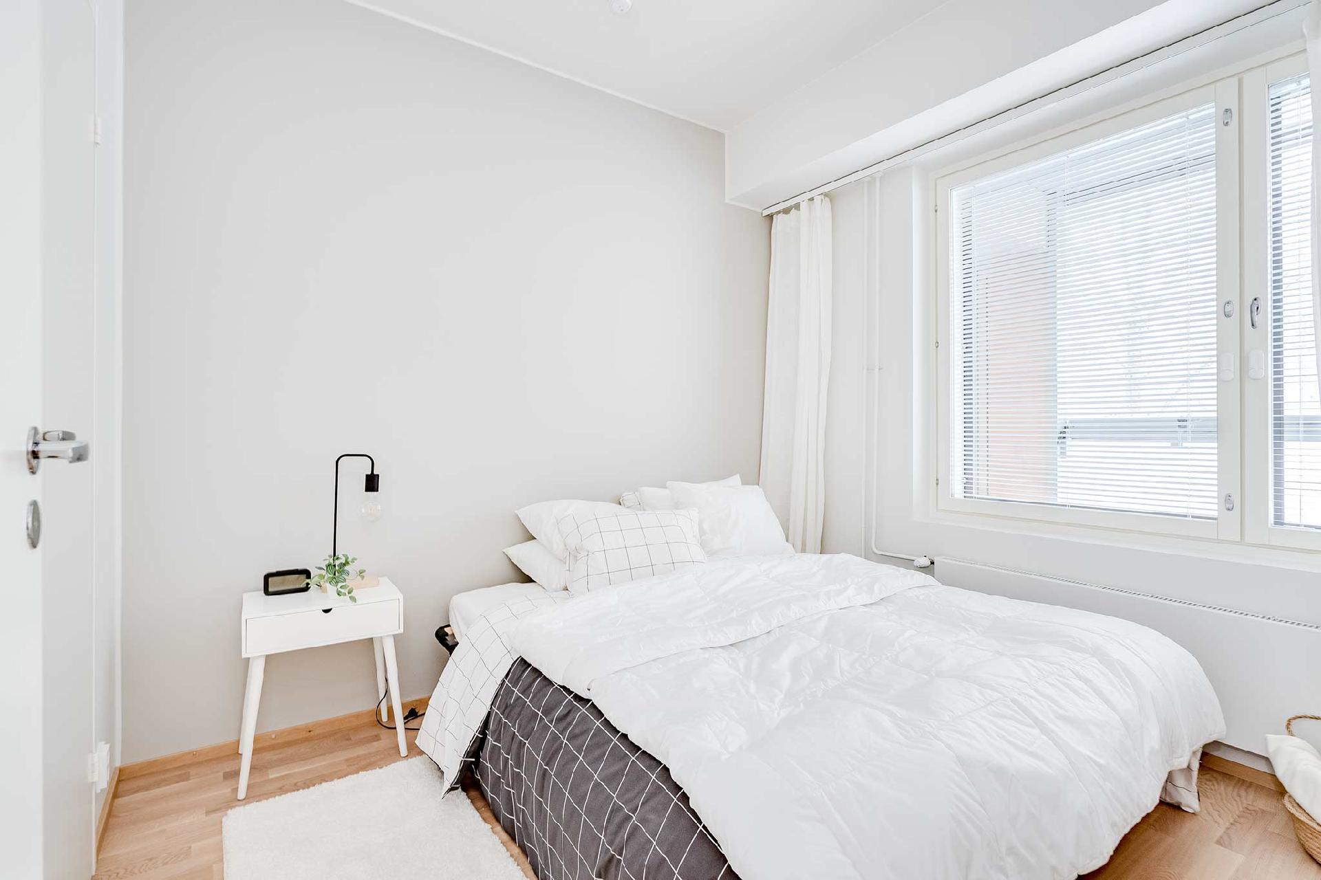 Sisäkuvat saman kokoisesta 49,5m² asunnosta B32