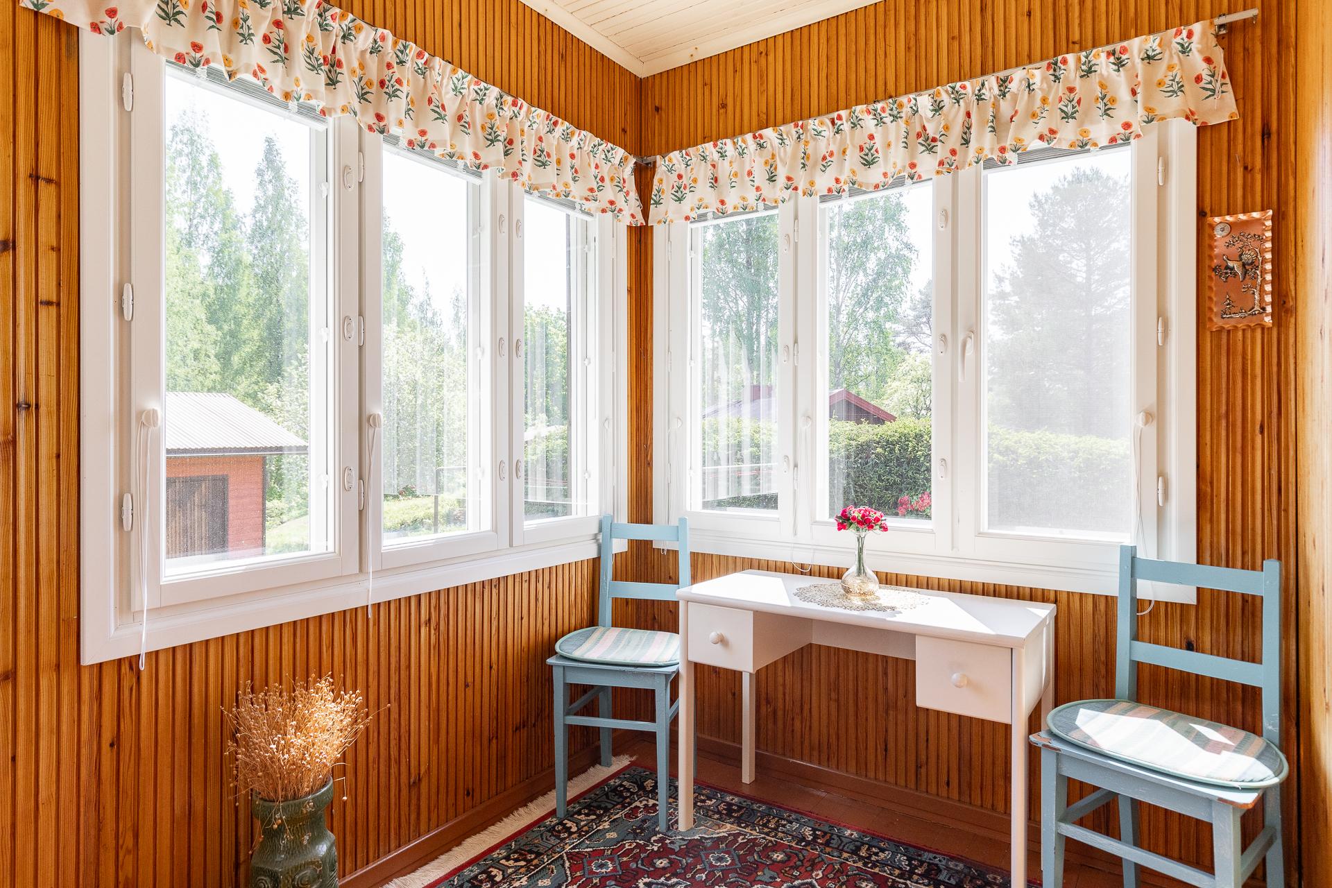 Hepoluhdantie 1, Luhanka, Luhanka