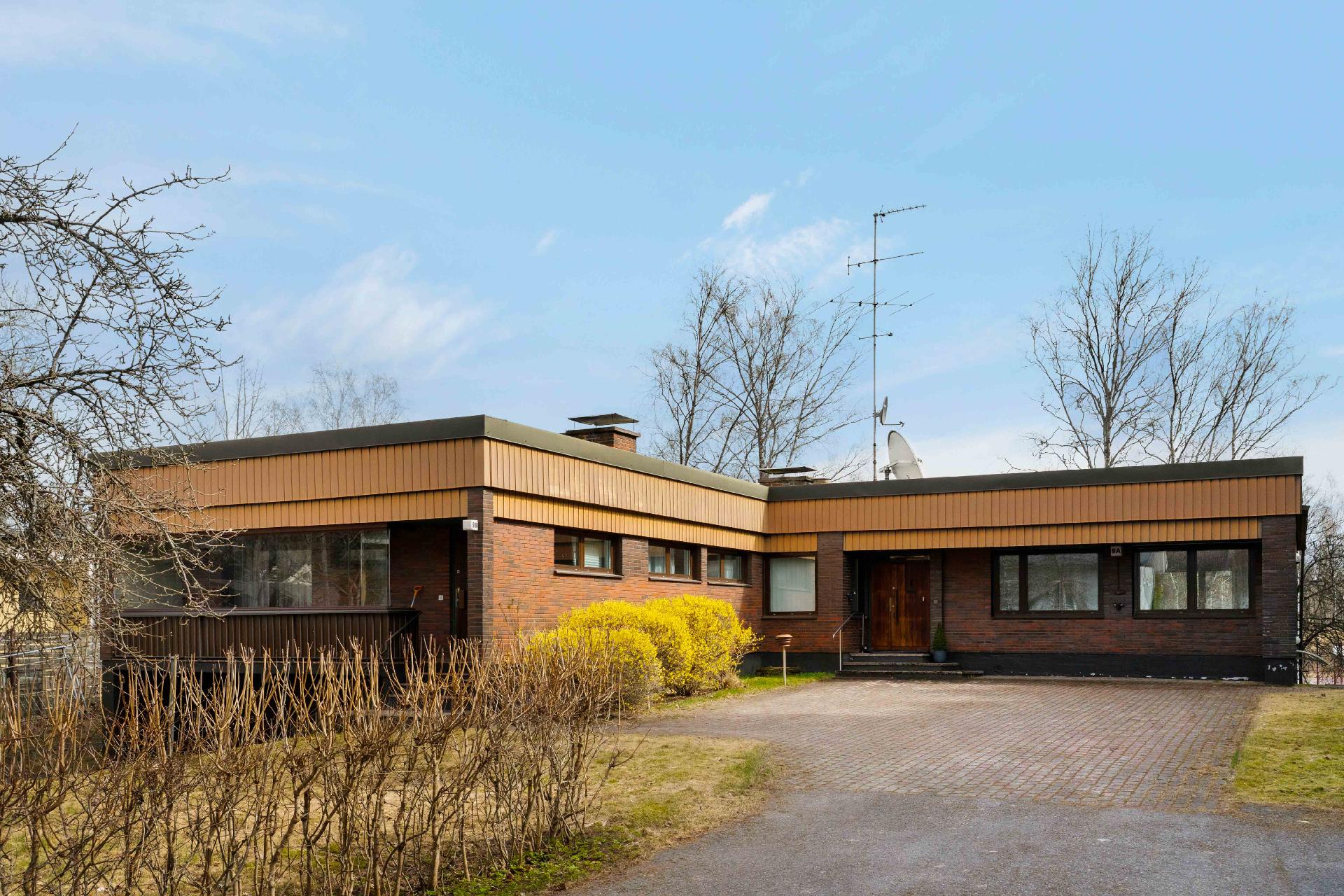 Höylätie 9, Vapaala, Vantaa