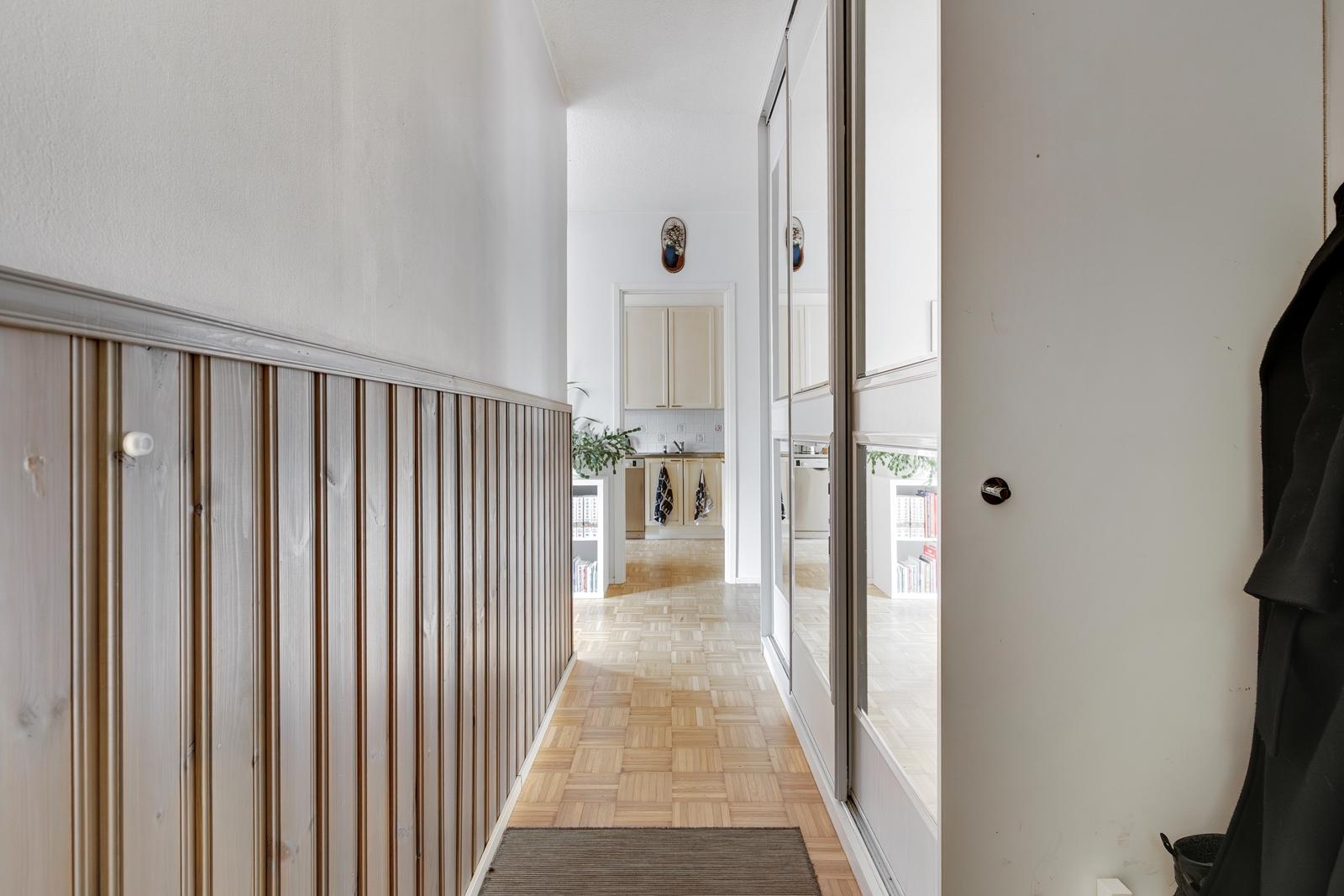 Laulurastaantie 11, Malmi, Helsinki