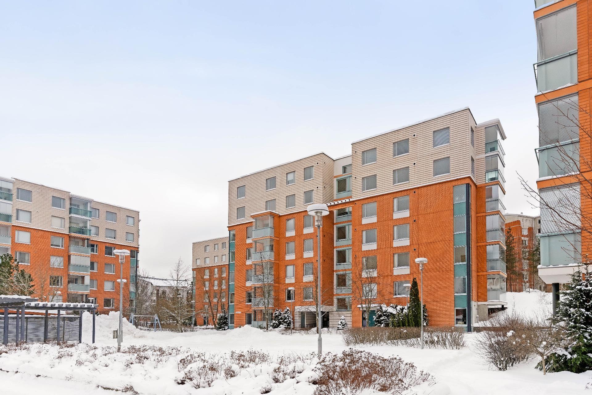 Karhunkierros 2, Pähkinärinne, Vantaa