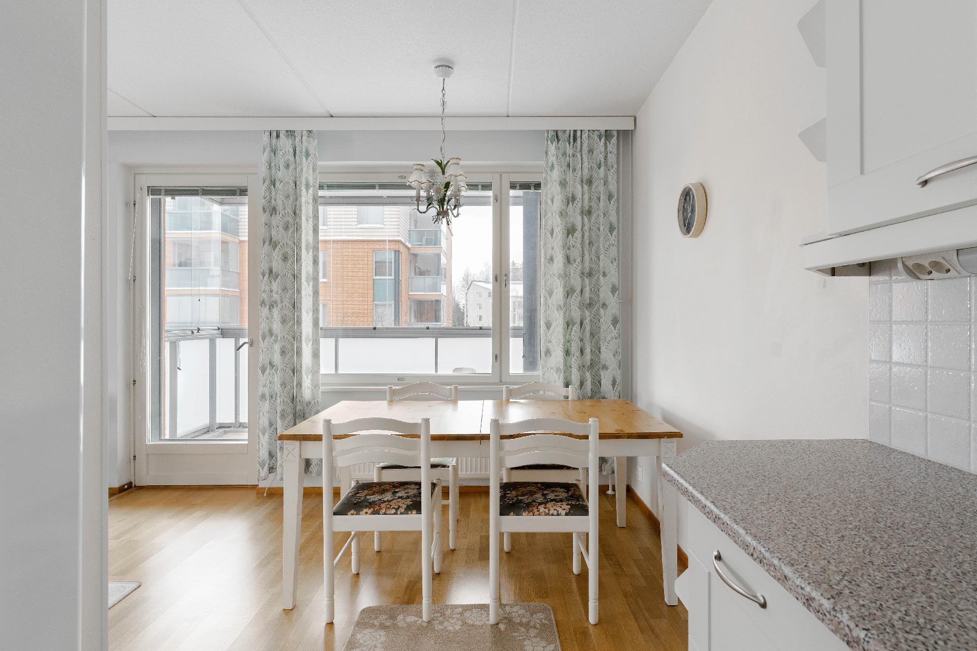 Karhunkierros 2, Pähkinärinne, Vantaa