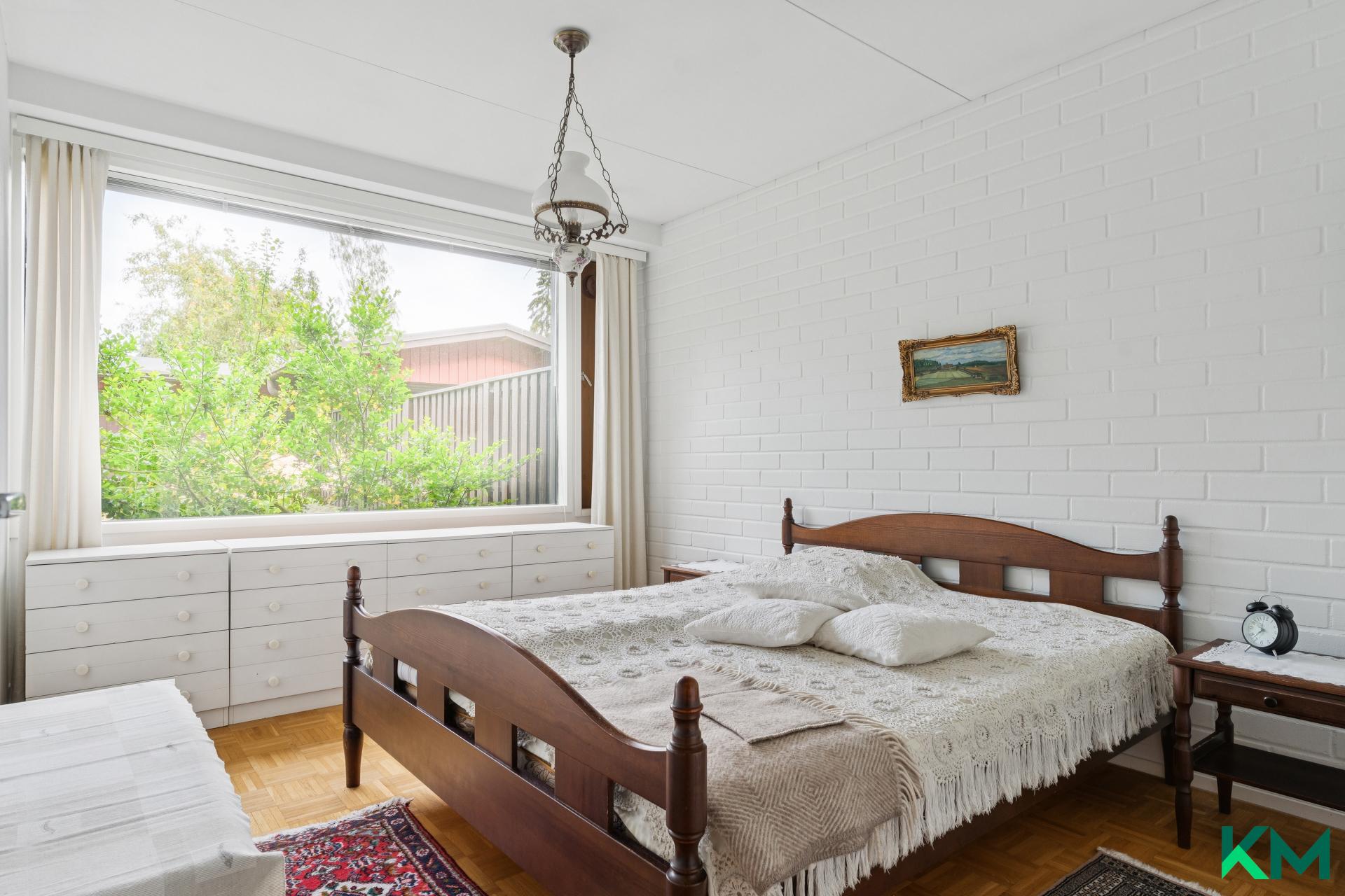 Lastatie 20, Länsi-Pakila, Helsinki