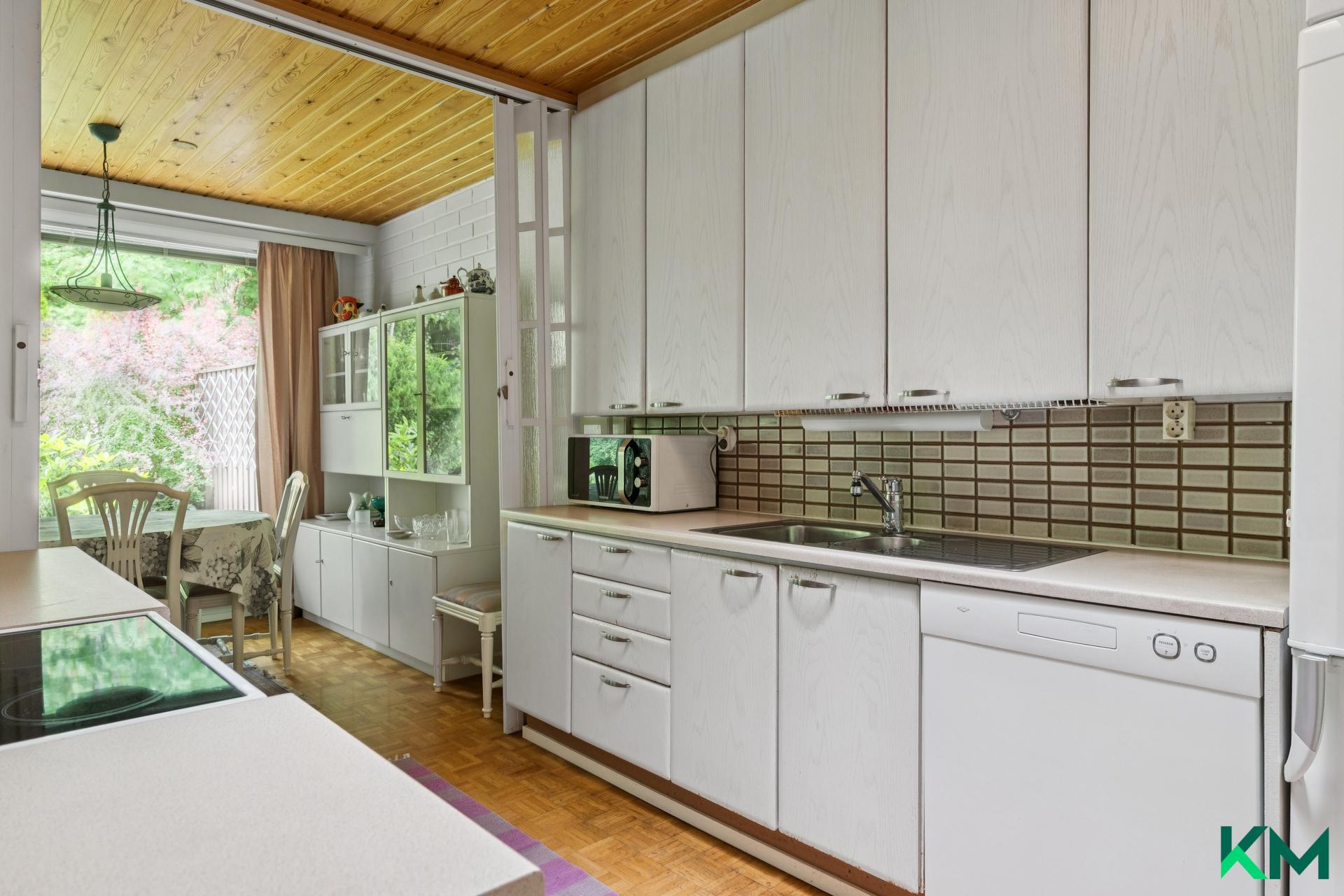 Lastatie 20, Länsi-Pakila, Helsinki