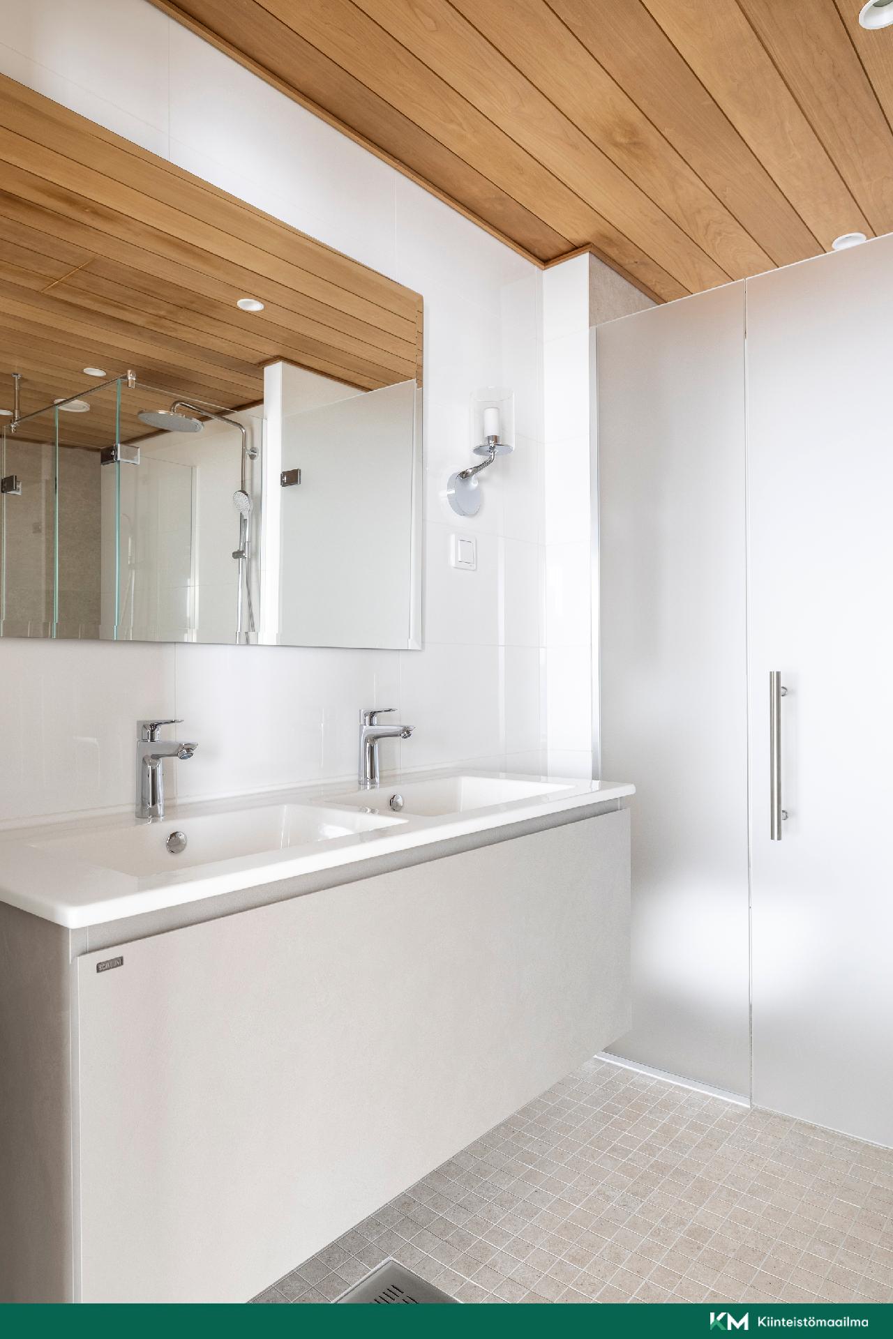 Graniittikaari 8, Keskusta, Hanko