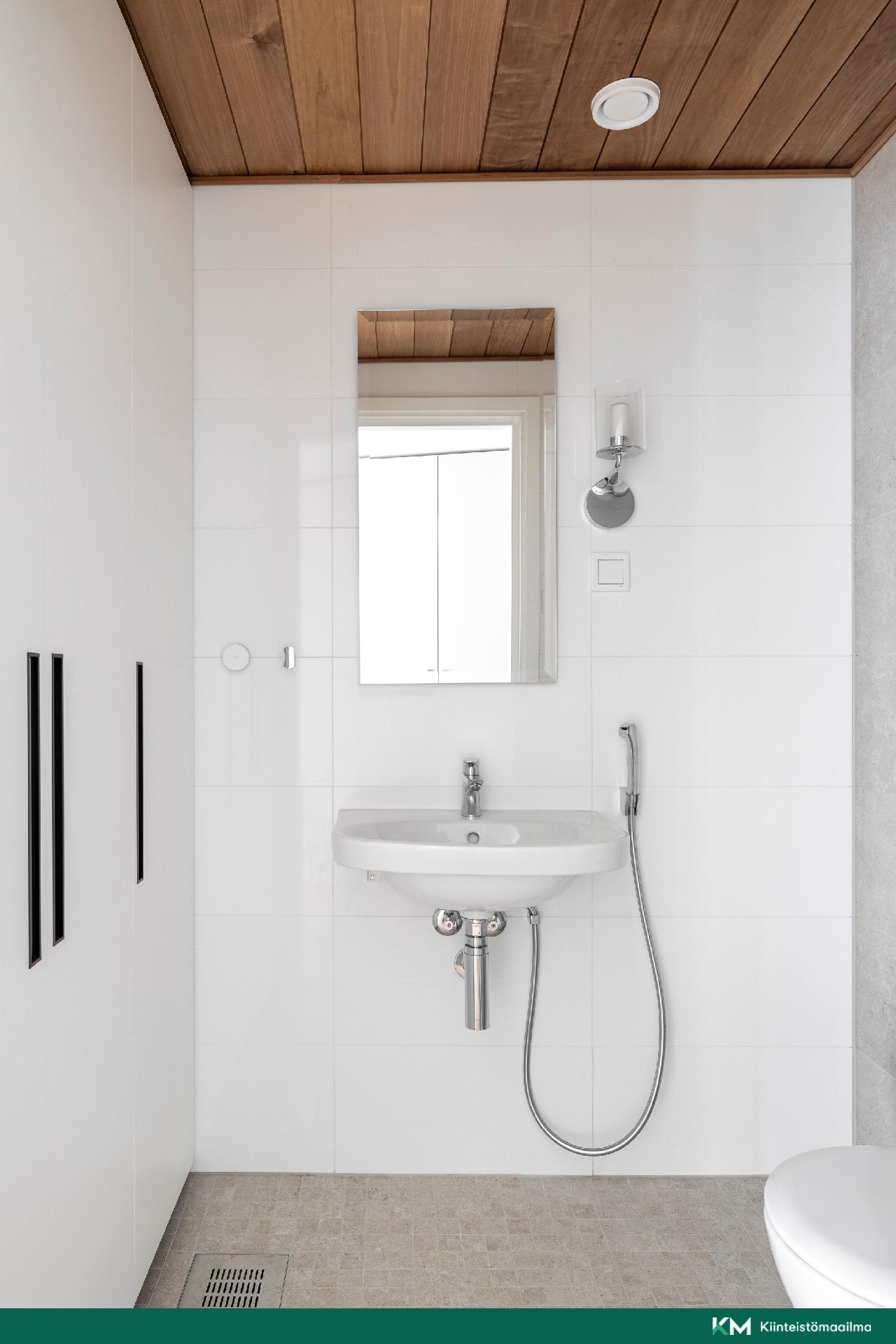 Graniittikaari 8, Keskusta, Hanko