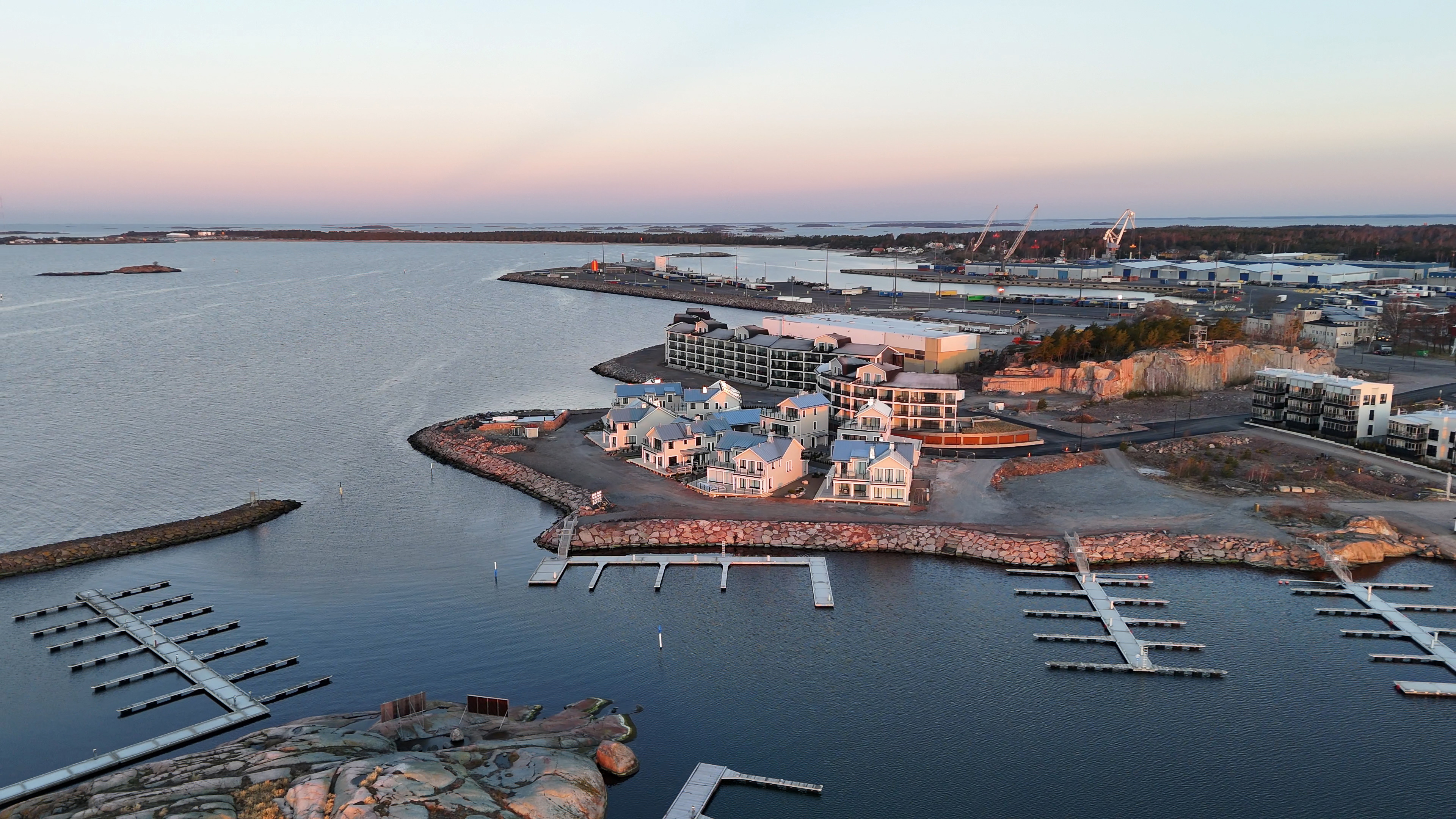 Graniittikaari 8, Keskusta, Hanko
