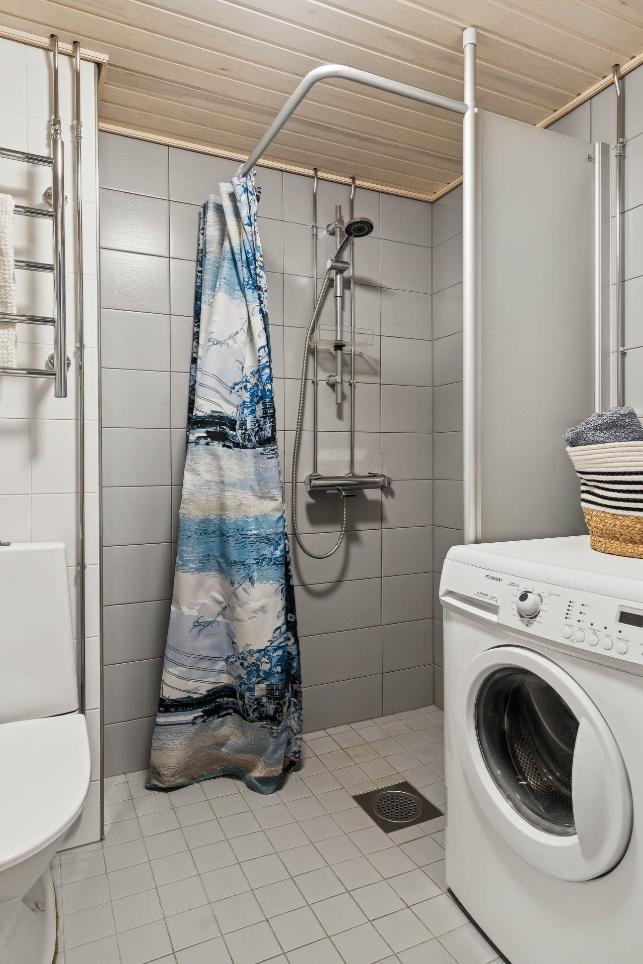 Maininkitie 8, Espoonlahti, Espoo