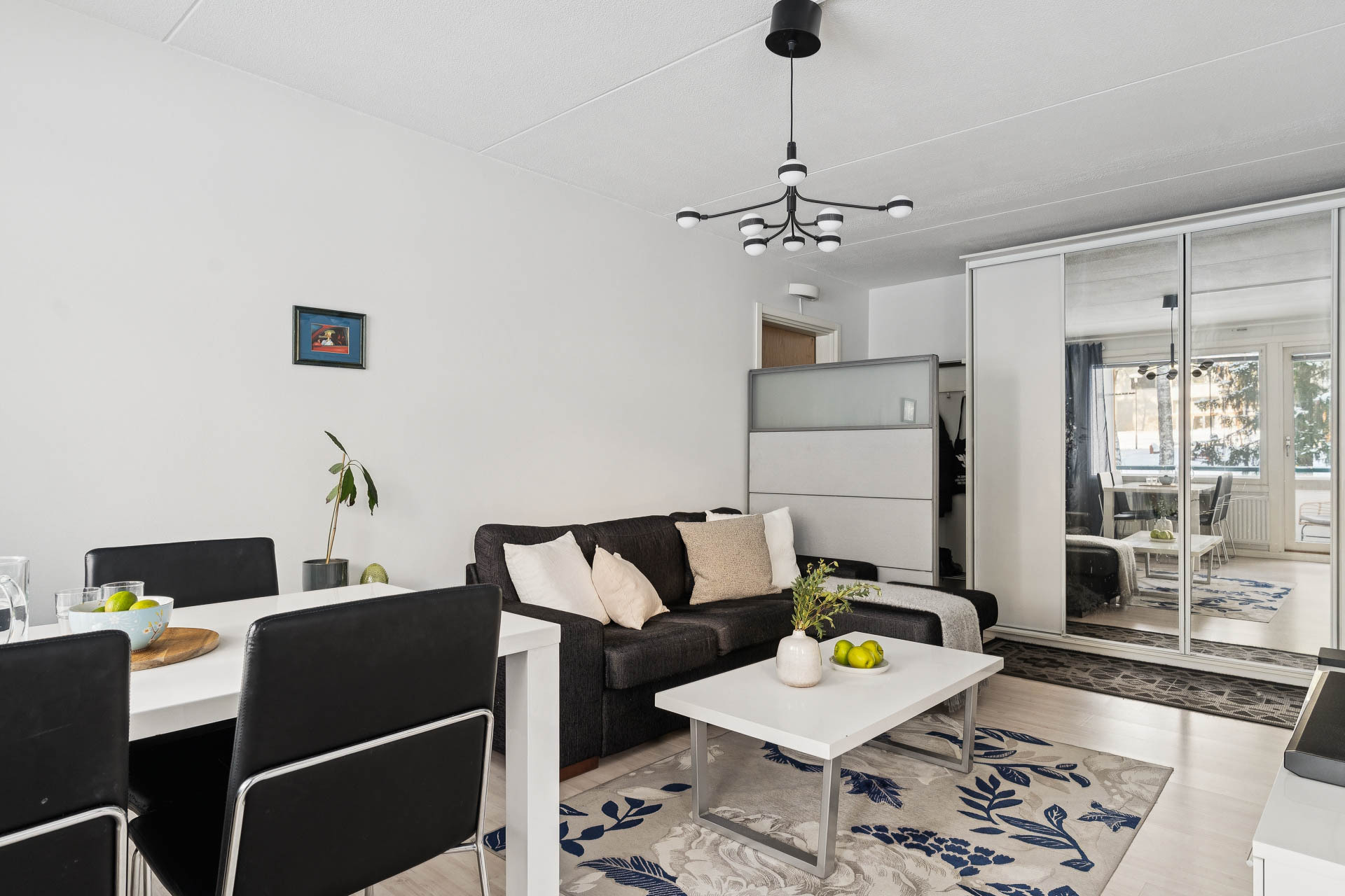 Maininkitie 8, Espoonlahti, Espoo