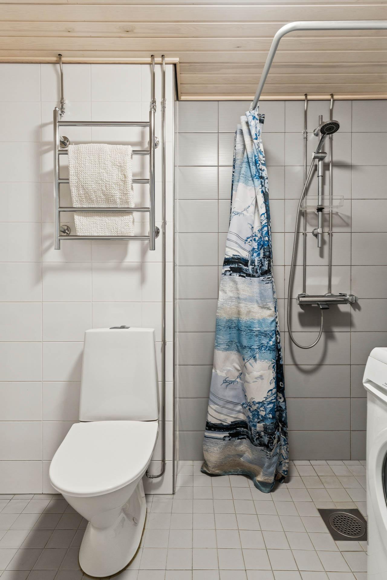 Maininkitie 8, Espoonlahti, Espoo