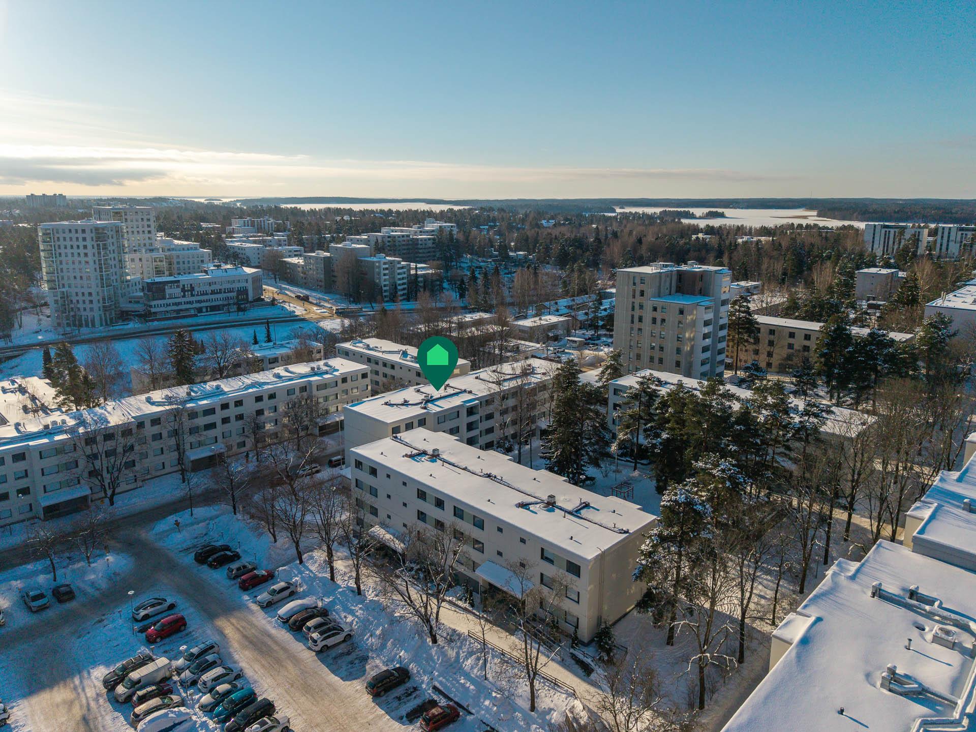 Loistava sijainti Lippulaivan ja metroaseman läheisyydessä