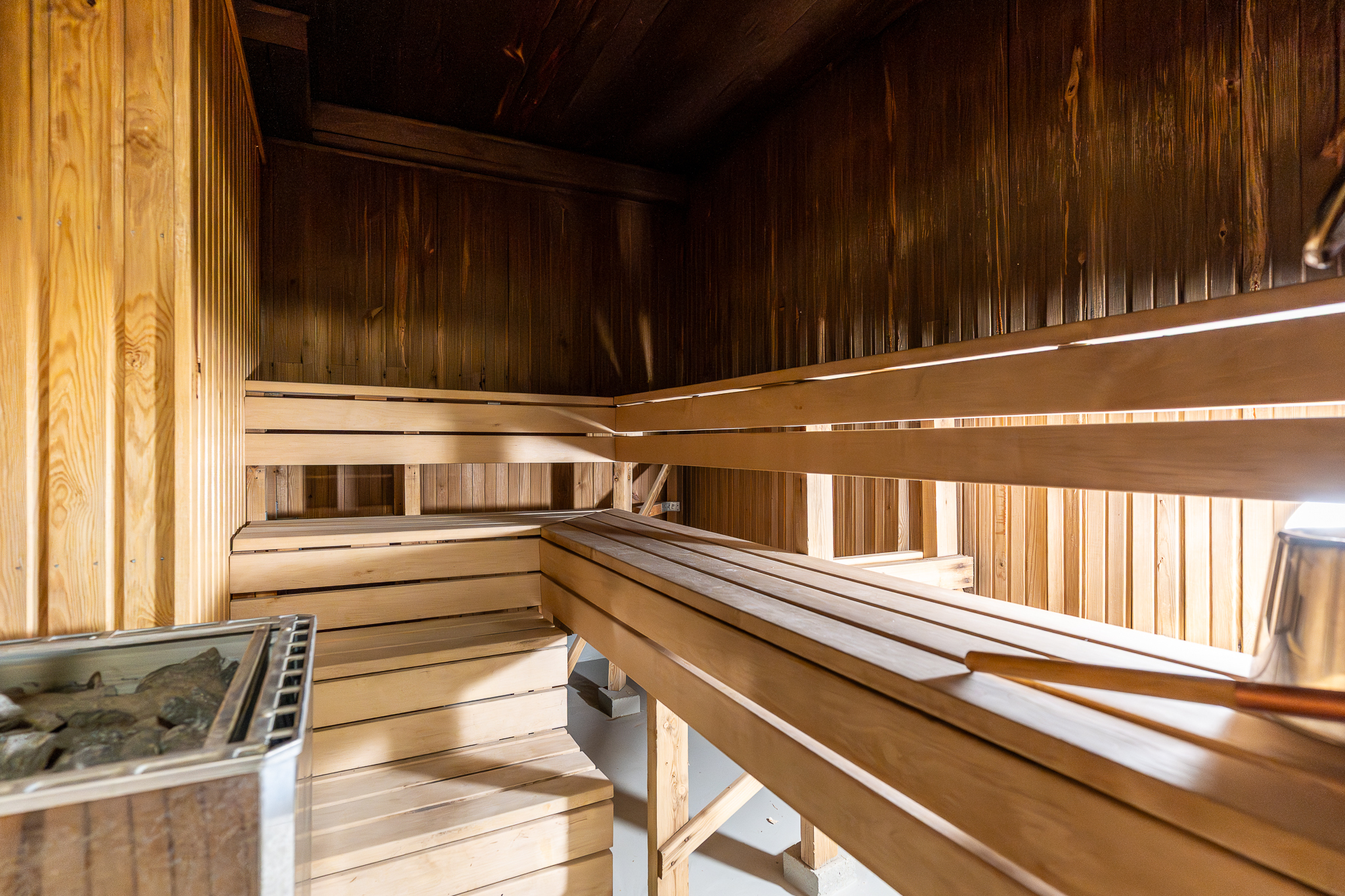 Kellarissa sijaitseva sauna on yhteiskäytössä
