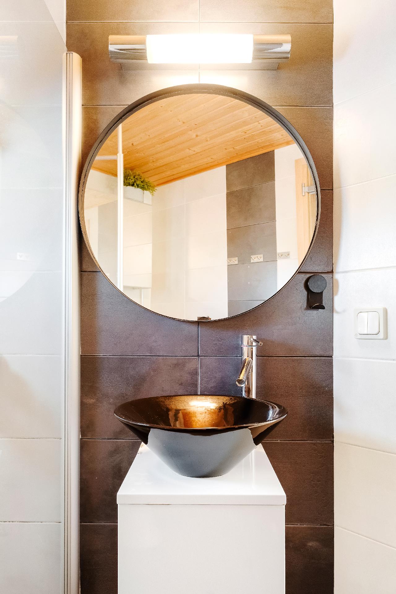 Kaarnatie 1, Malminkartano, Helsinki