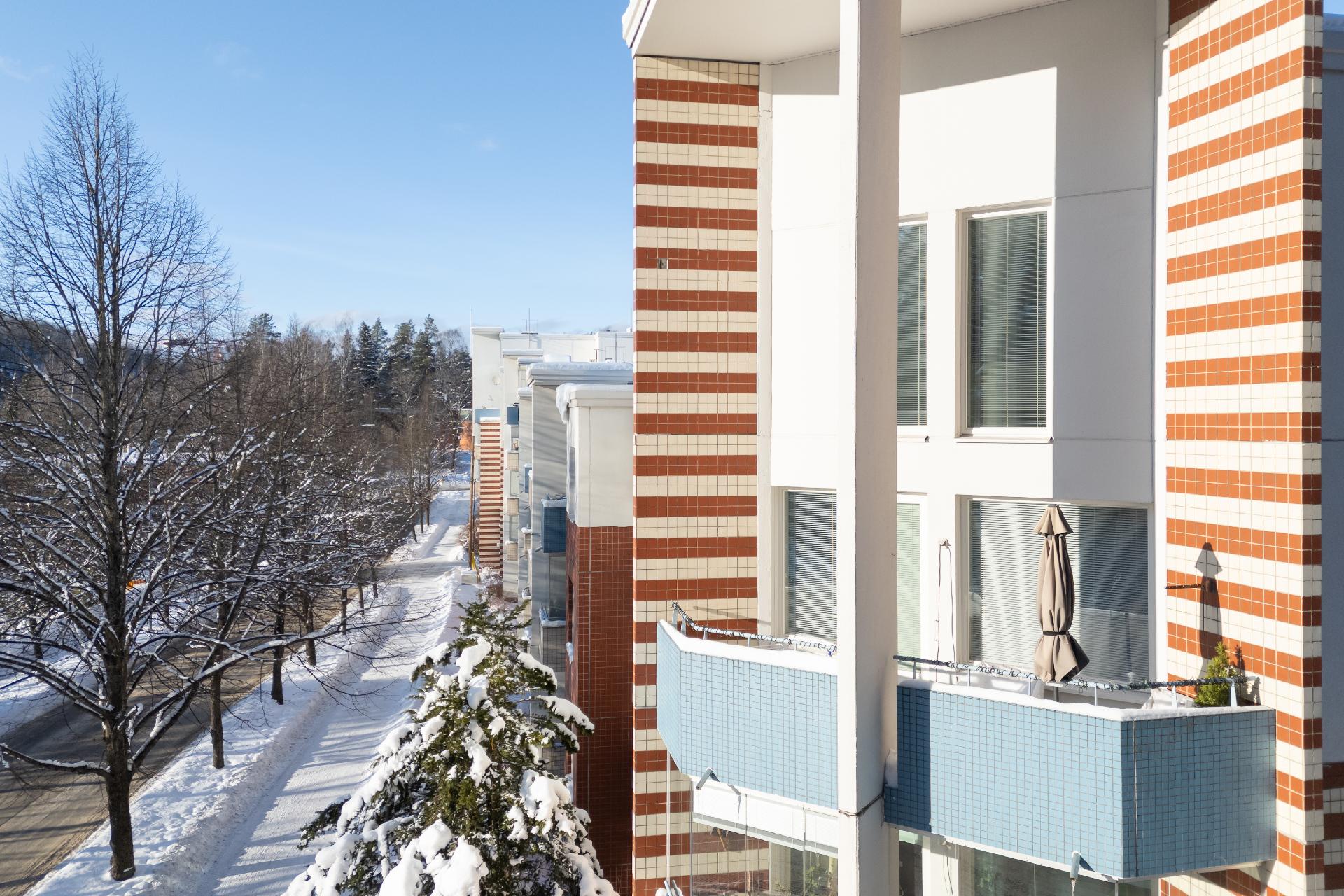 Kaarnatie 1, Malminkartano, Helsinki