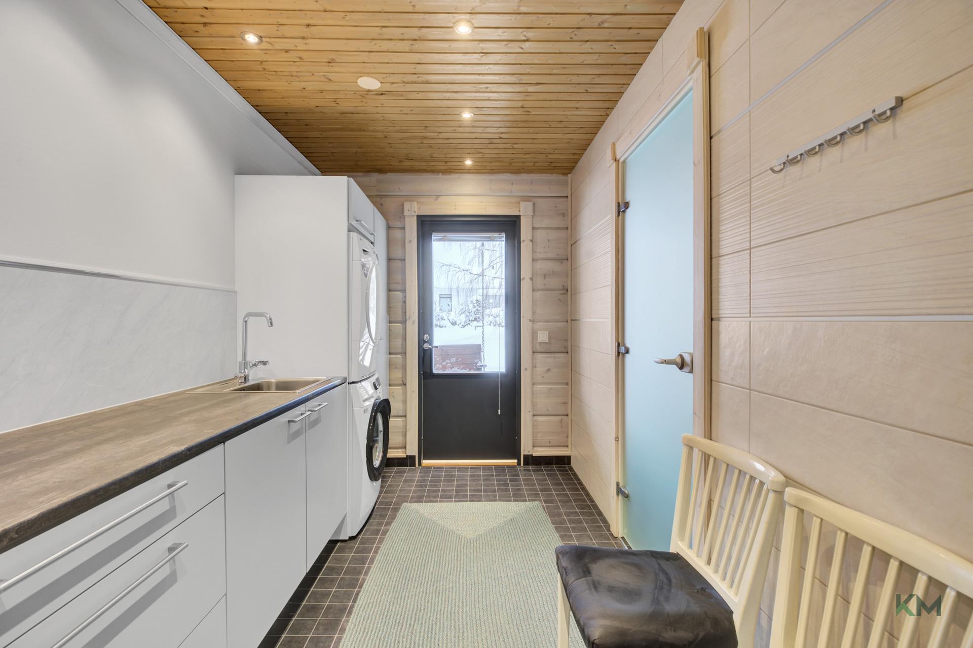 Puomikuja 8, Ylikylä, Rovaniemi