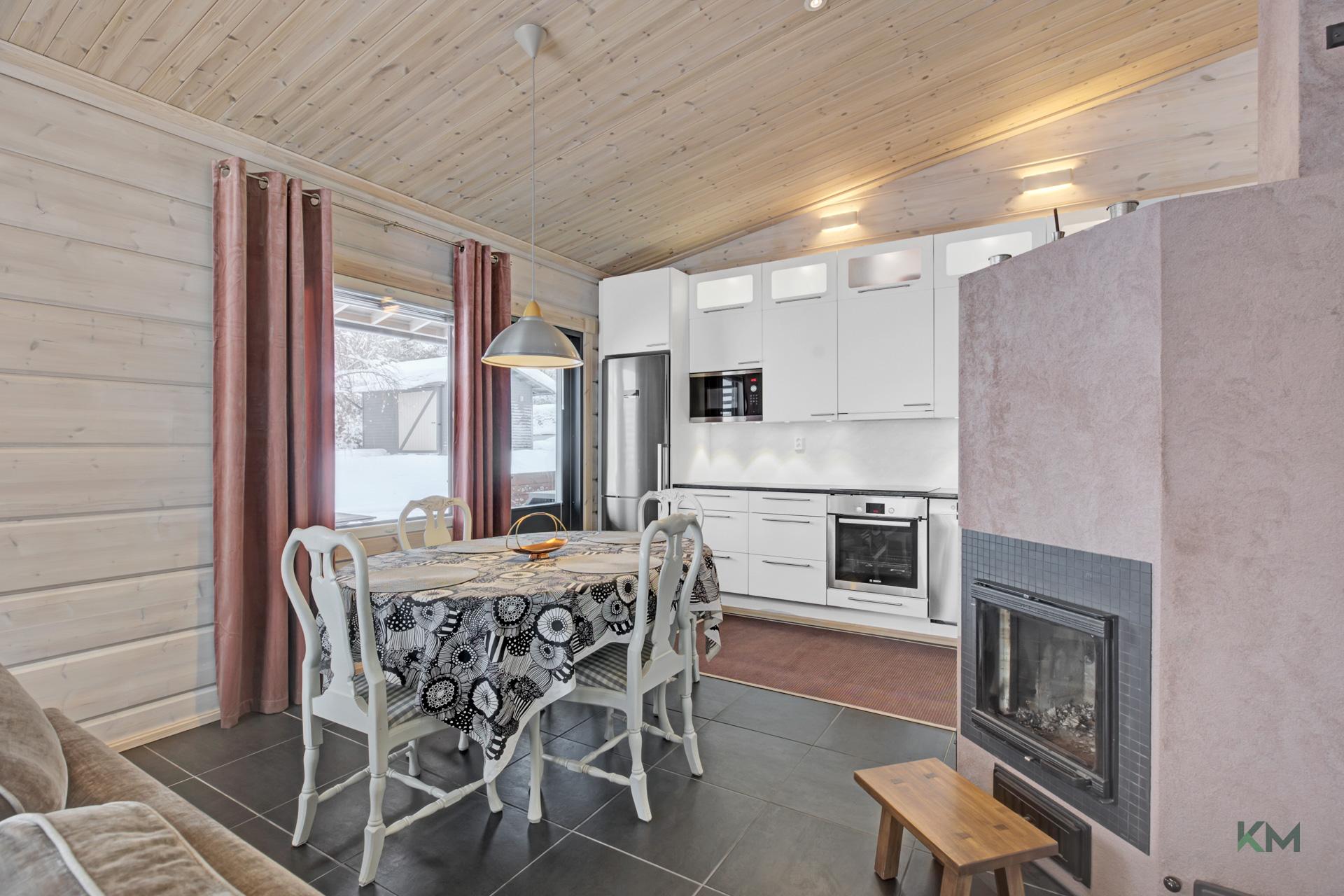 Puomikuja 8, Ylikylä, Rovaniemi