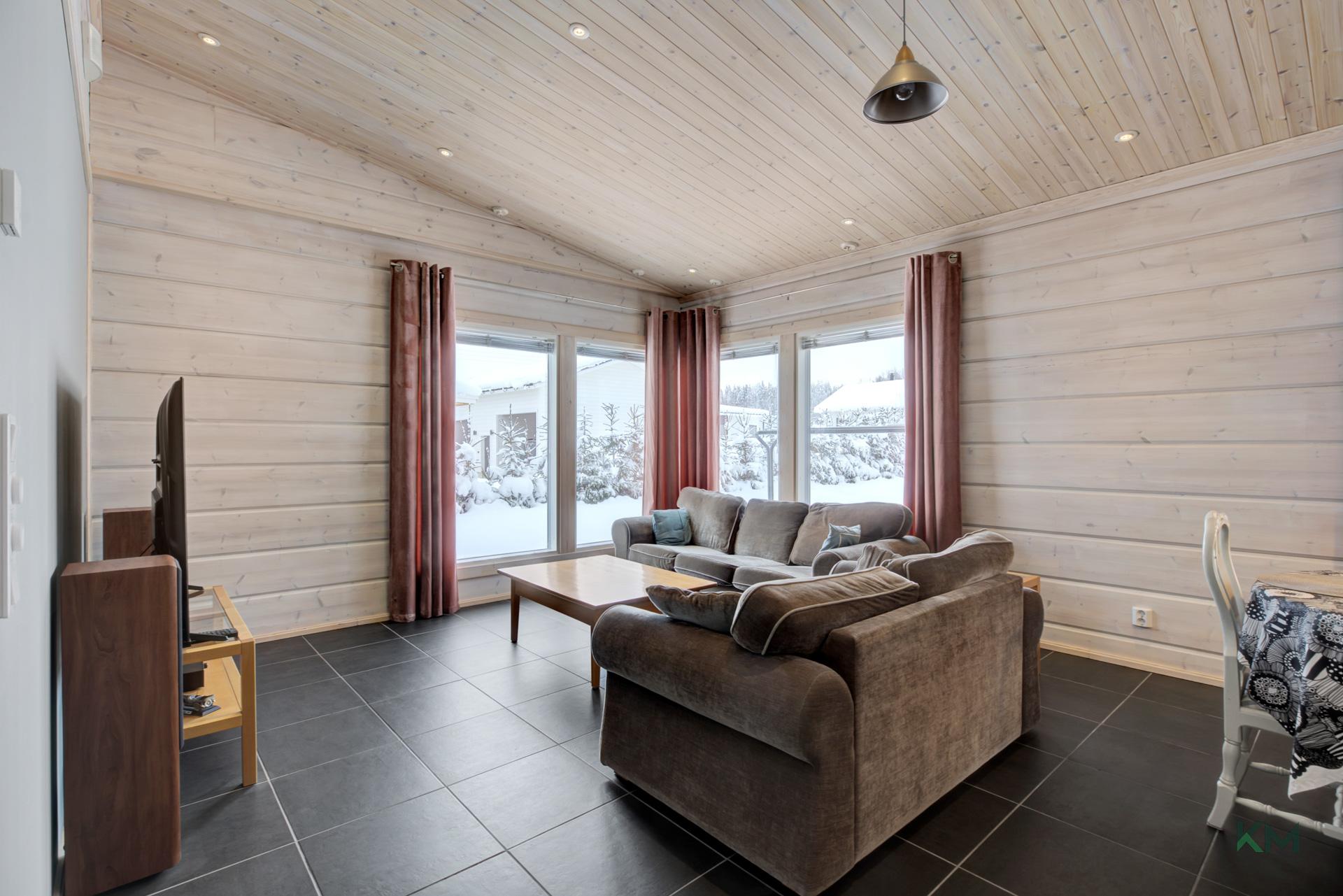 Puomikuja 8, Ylikylä, Rovaniemi