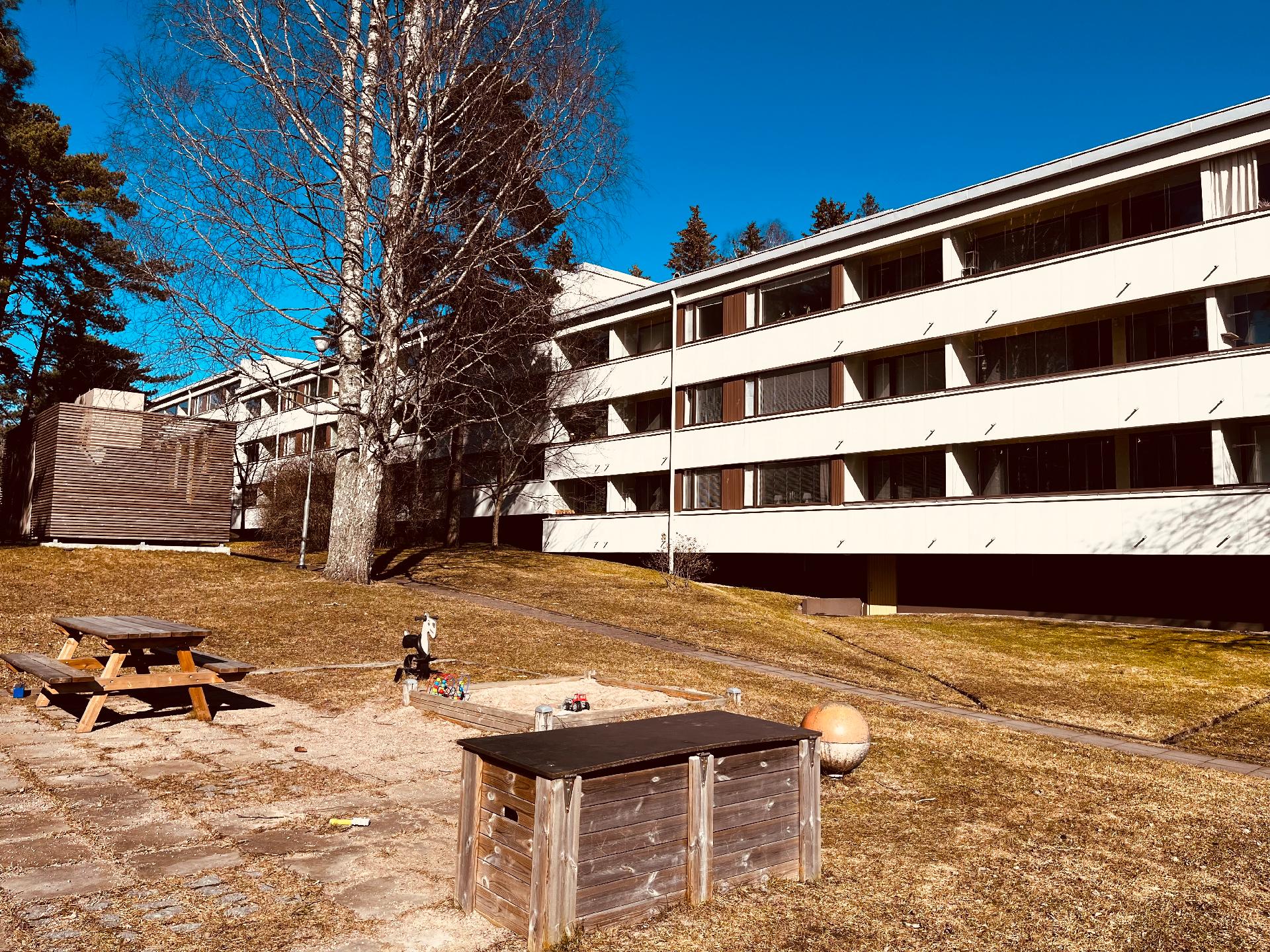 Lokkisaarentie 5, Vuosaari, Helsinki