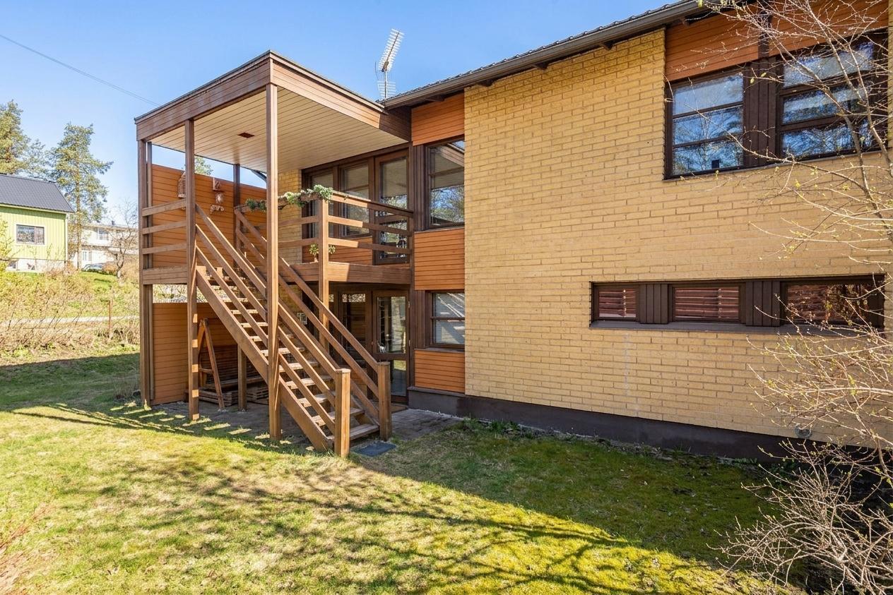 takapihaa kevätaikaan