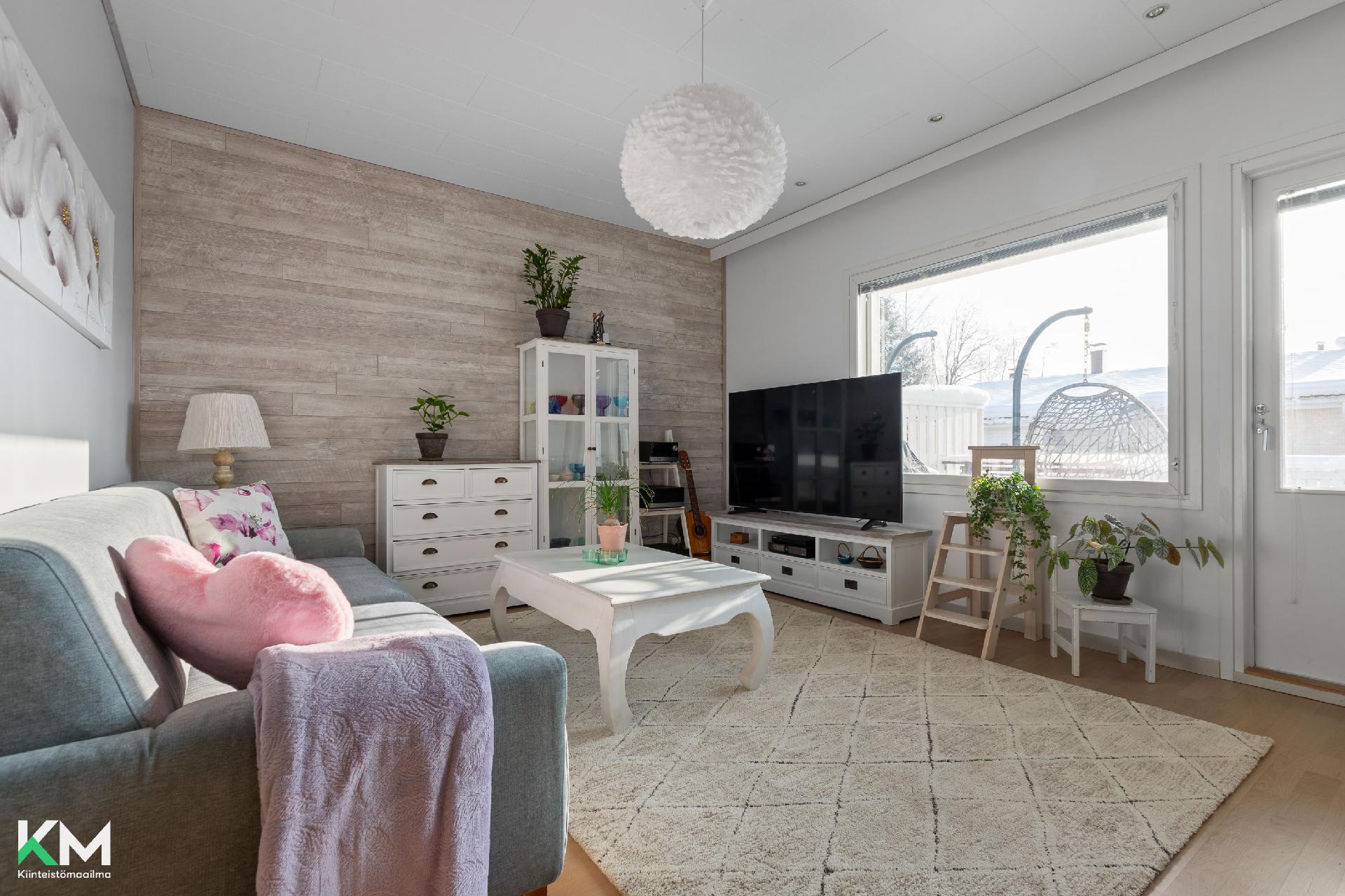 Lähdemäentie 6, Kukkila, Hollola