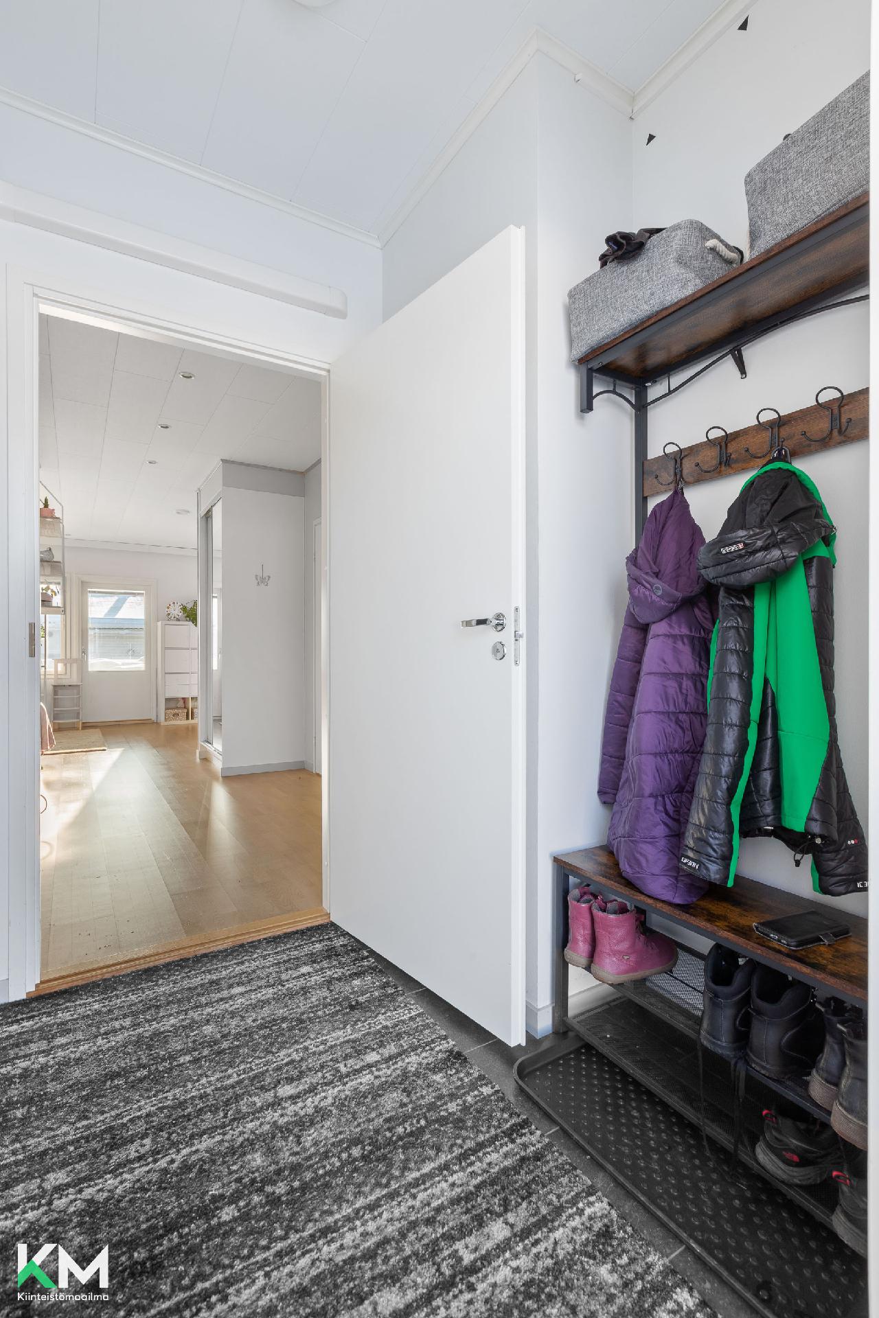 Lähdemäentie 6, Kukkila, Hollola