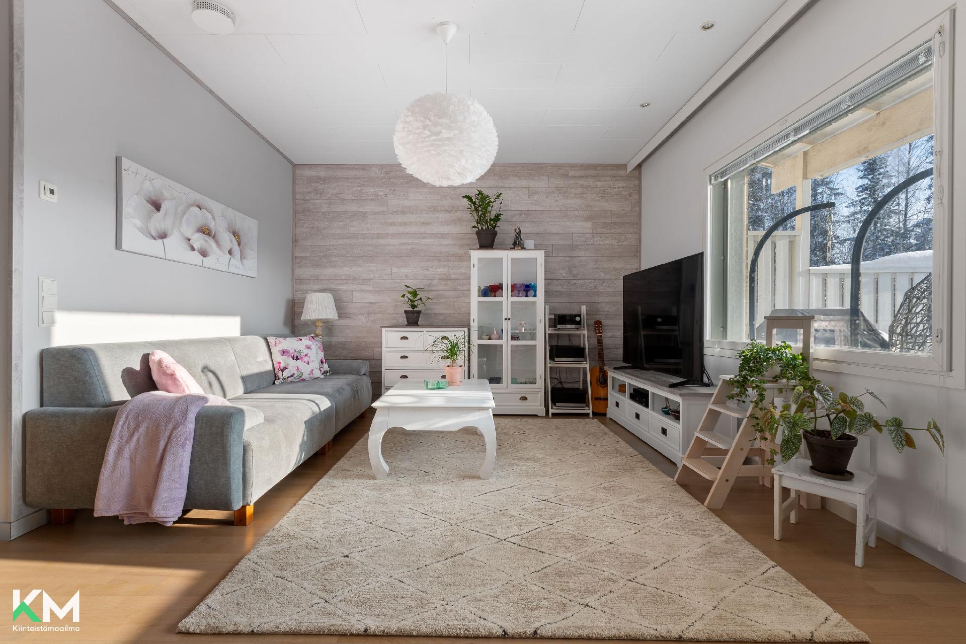 Lähdemäentie 6, Kukkila, Hollola