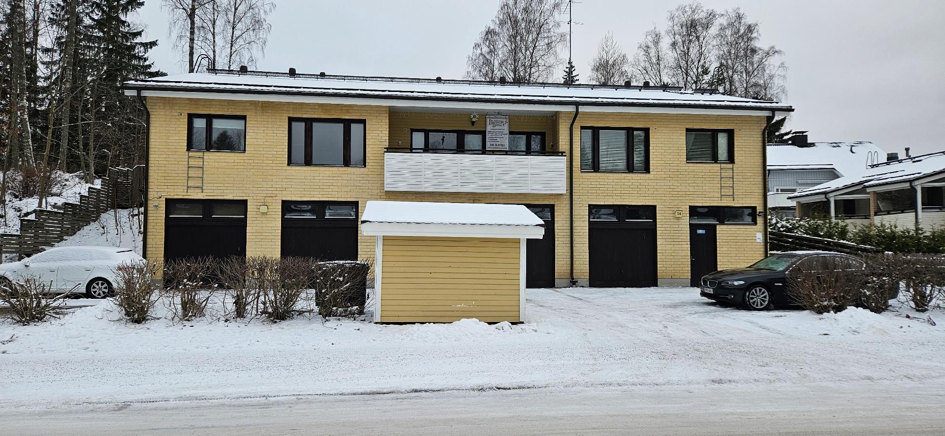 Viestitie 14, Rajakylä, Vantaa