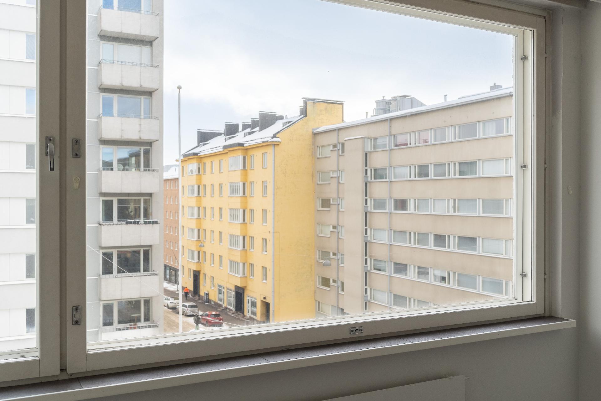 Kolmas linja 19, Kallio, Helsinki