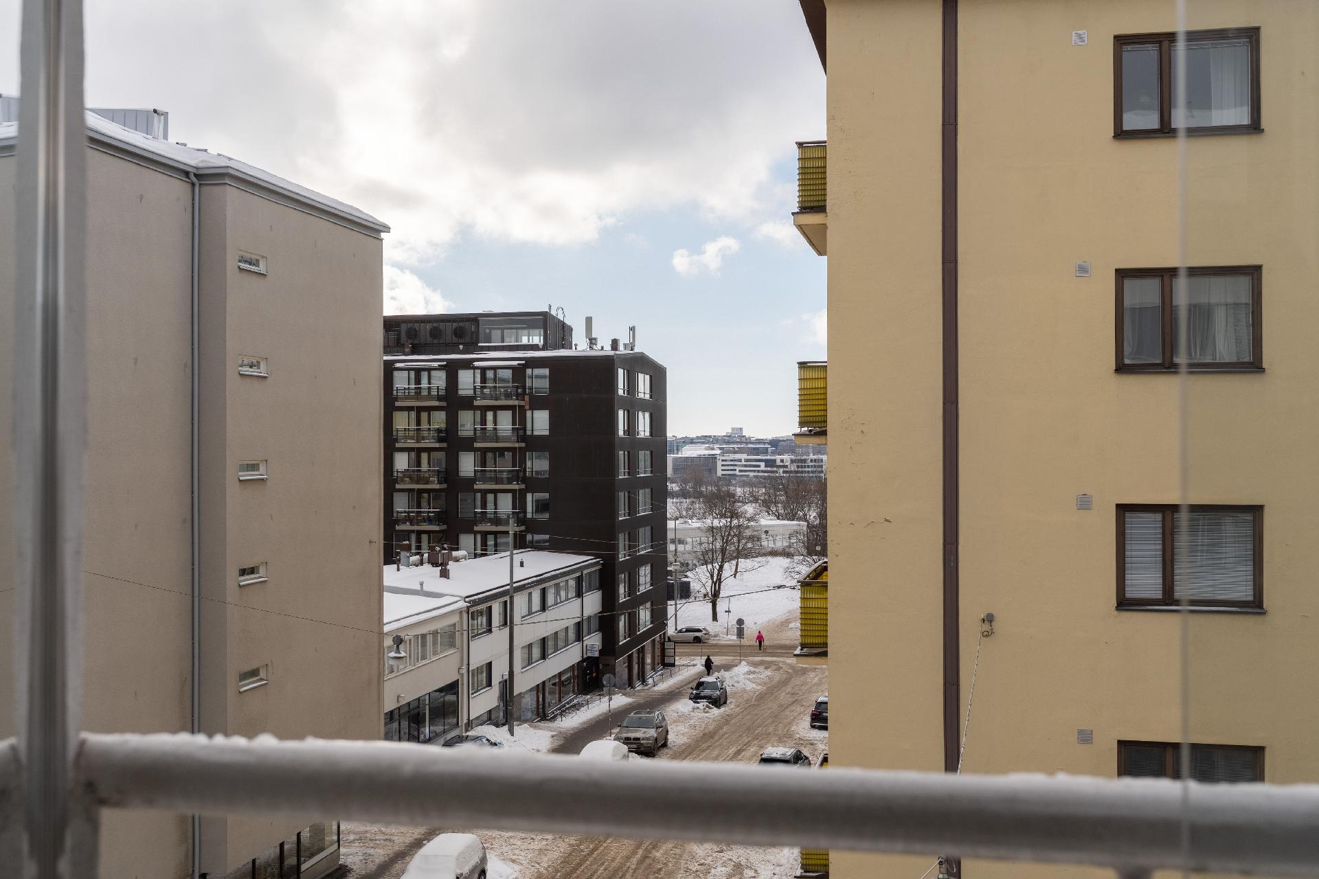 Kolmas linja 19, Kallio, Helsinki