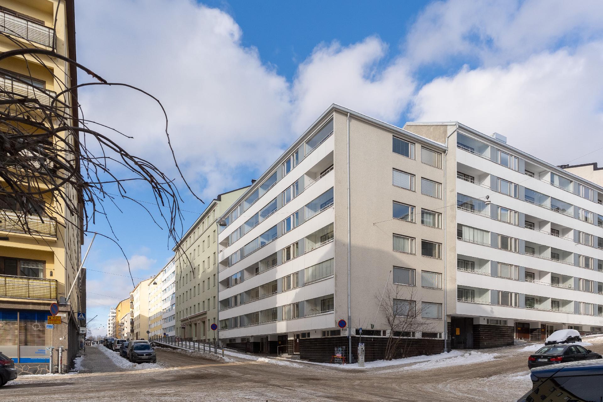 Kolmas linja 19, Kallio, Helsinki