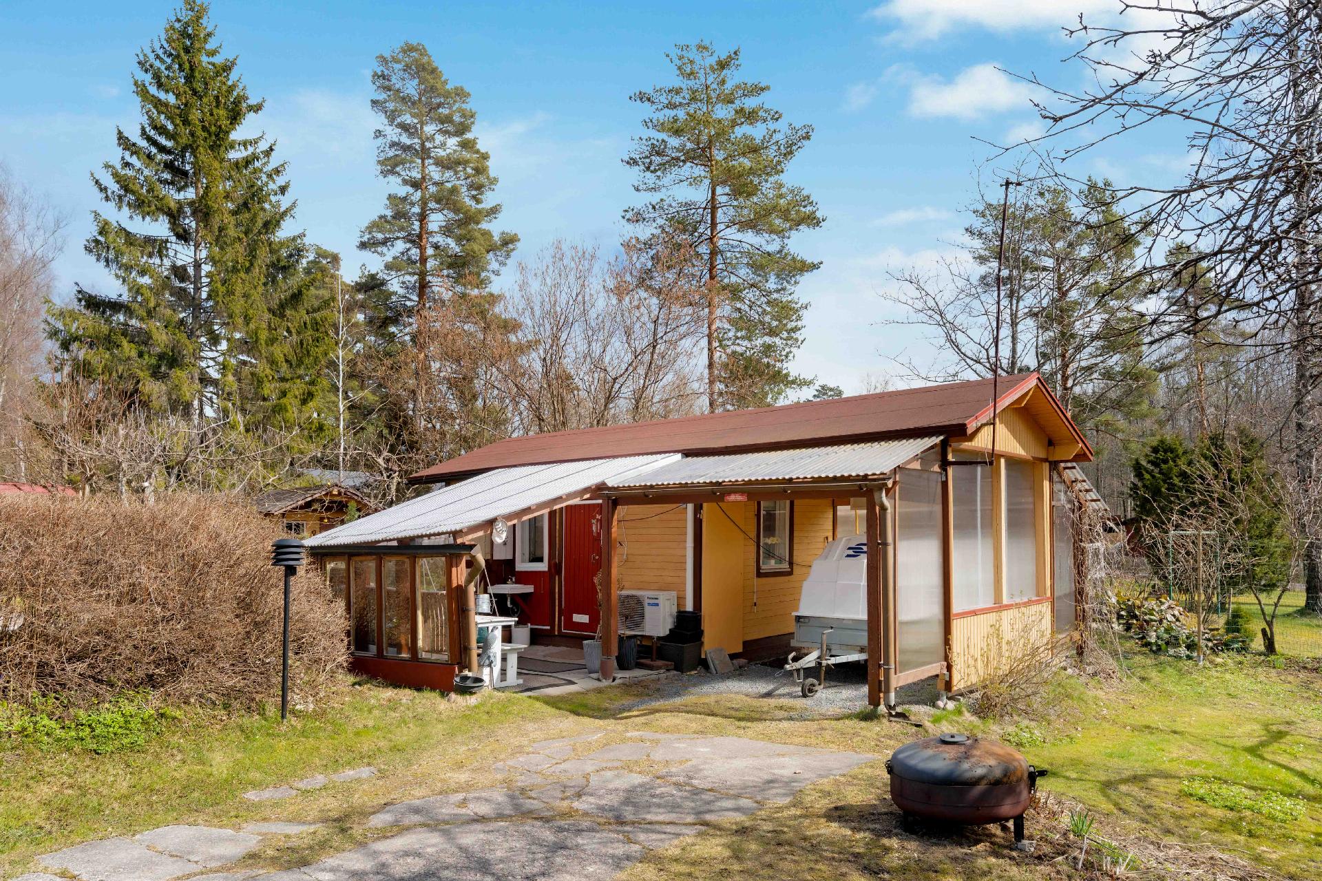Korpitie 14, Petas, Vantaa